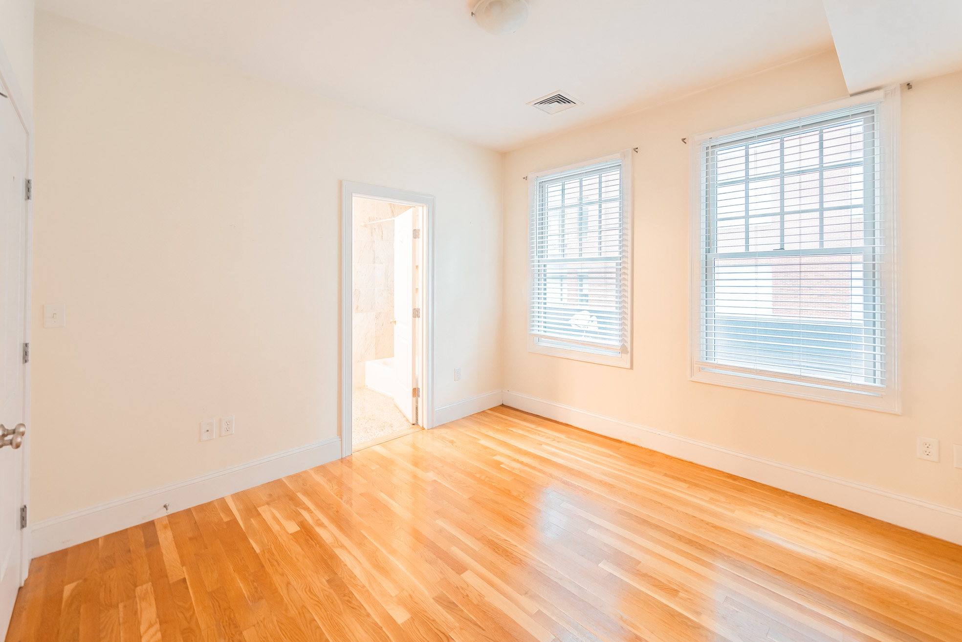 Photos of apartment on Worthington St.,Boston MA 02120