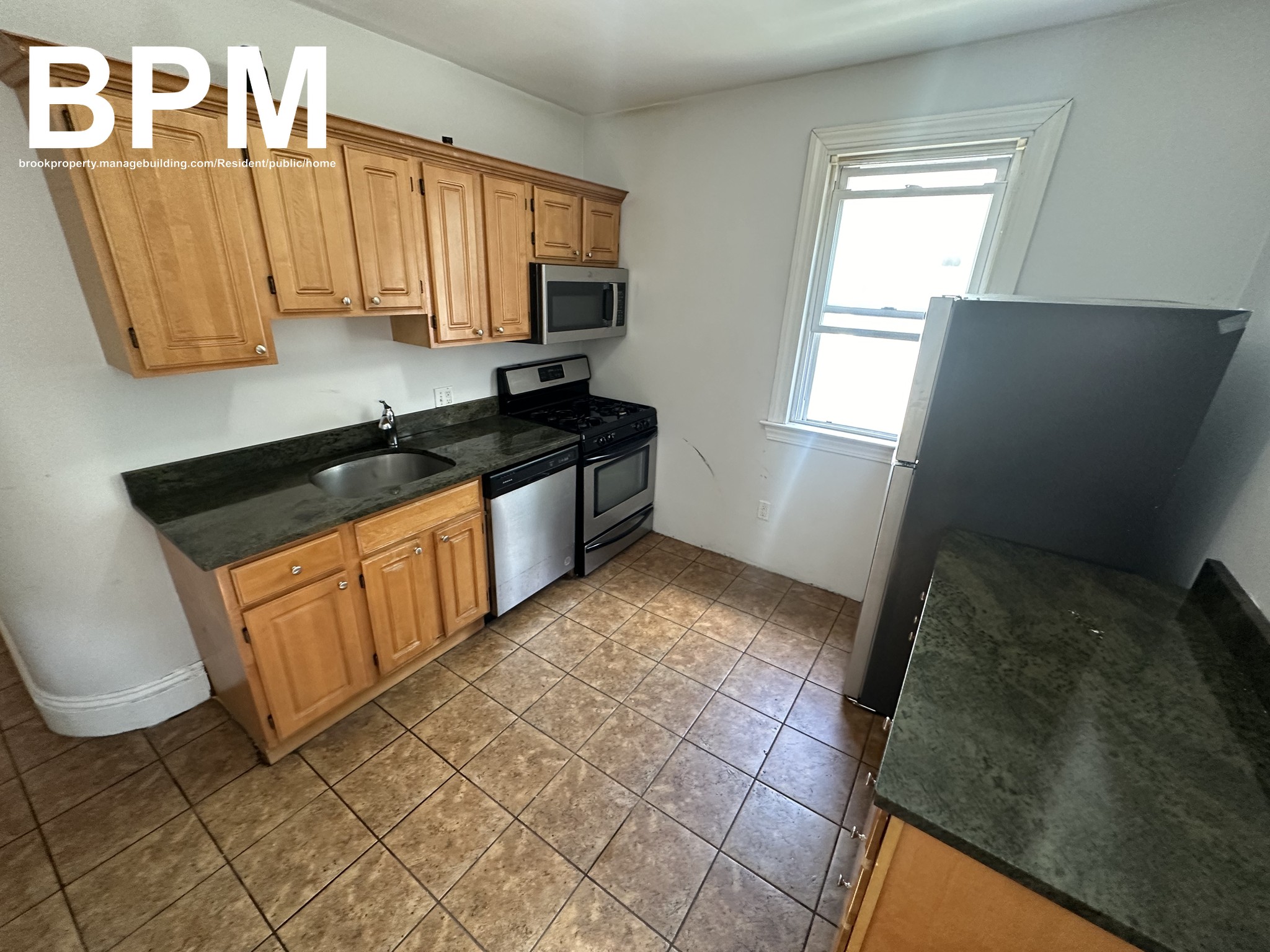 Photos of apartment on Pratt St.,Boston MA 02134