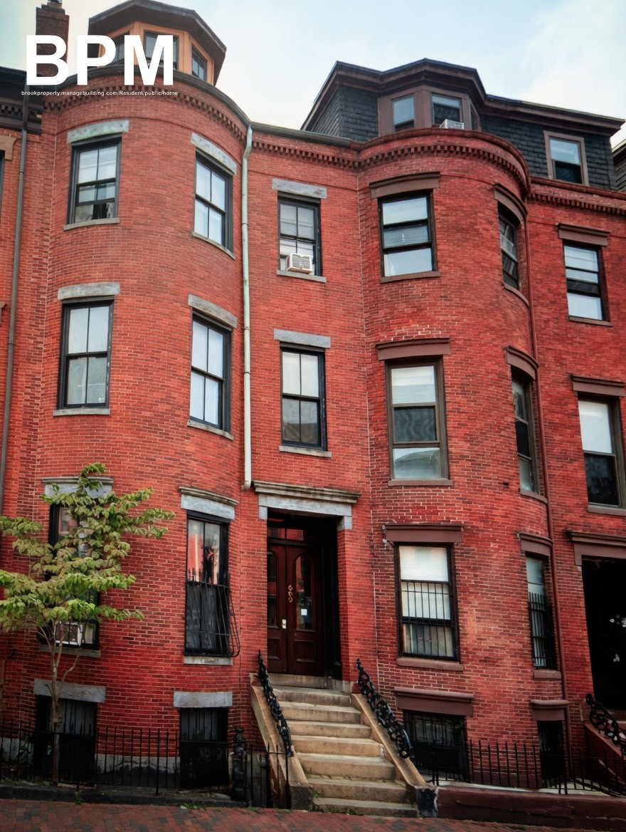 Photos of apartment on East Dedham St.,Boston MA 02118