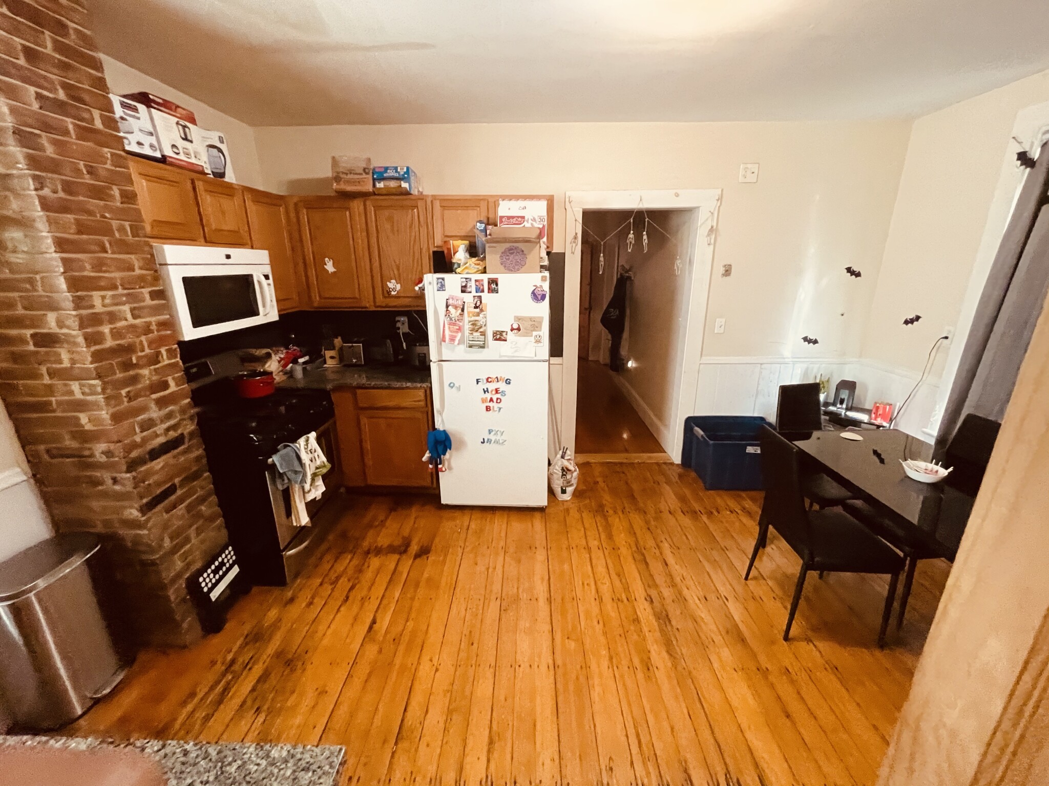 3 bed, 1 bath apartment for rent at 42 Delle Ave Unit 1, Mission Hill — photo 2 of 5