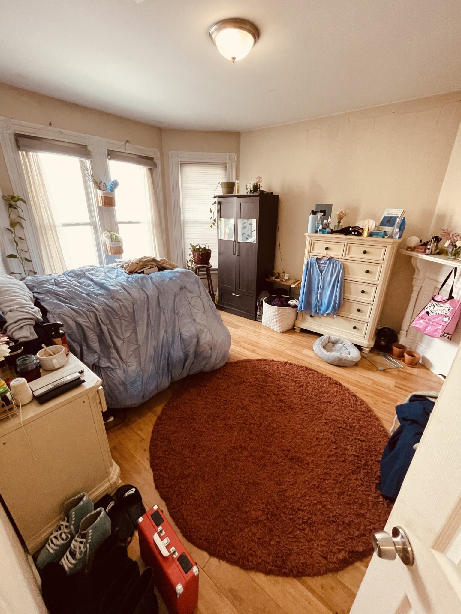3 bed, 1 bath apartment for rent at 31 West Eagle St Unit 1, East Boston — photo 4 of 5