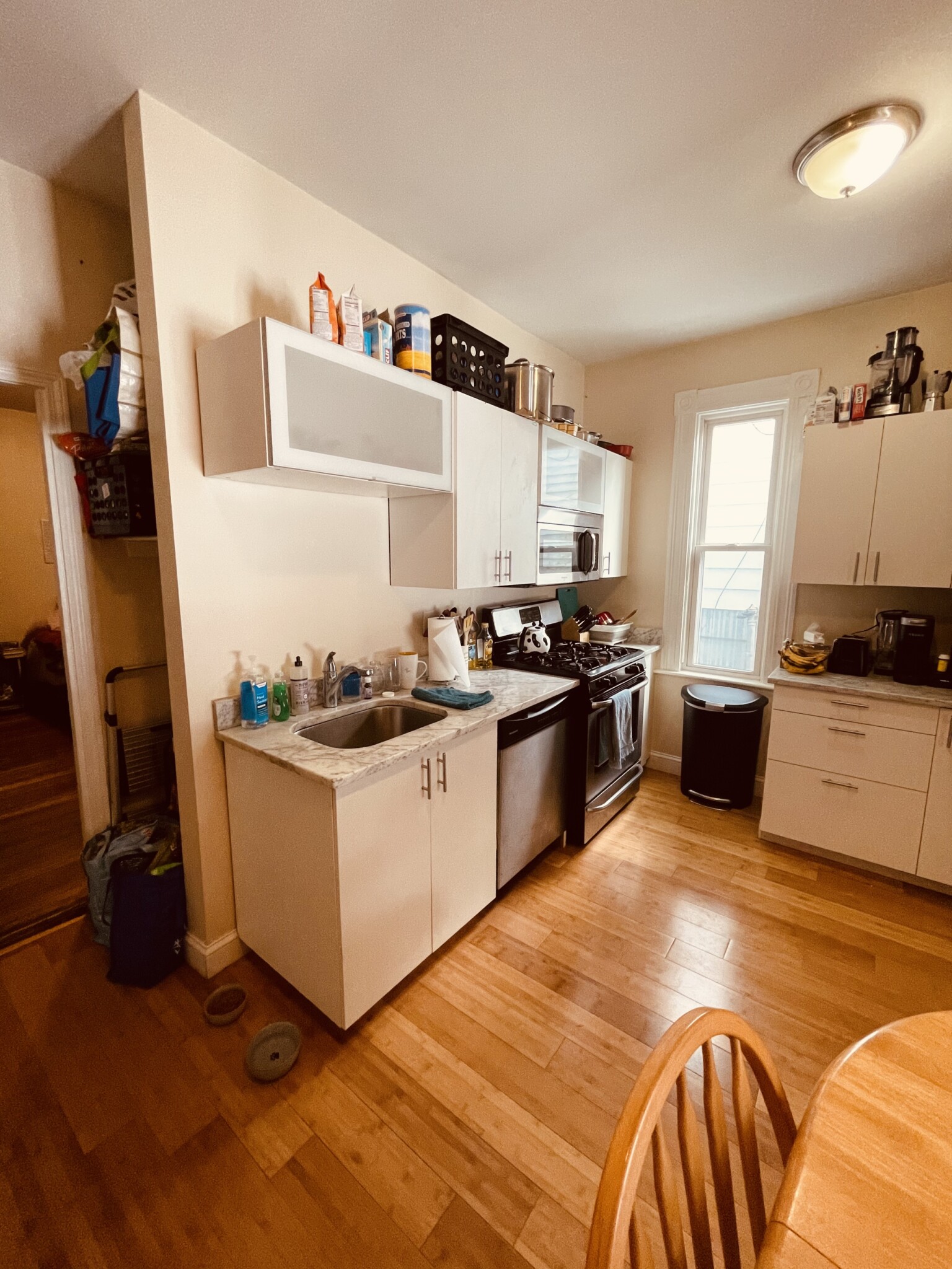 3 bed, 1 bath apartment for rent at 31 West Eagle St Unit 1, East Boston — photo 3 of 5