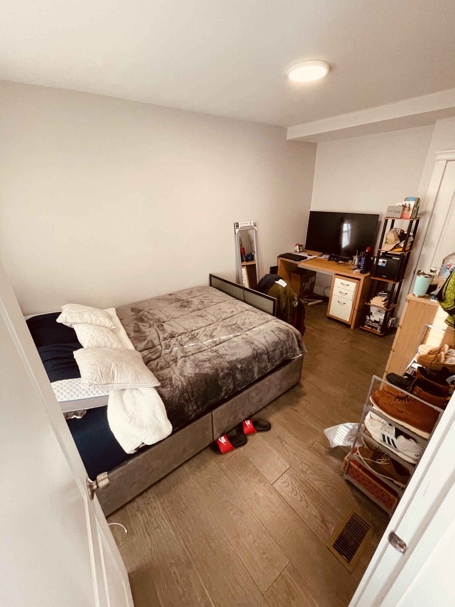 54 Brooks St, East Boston