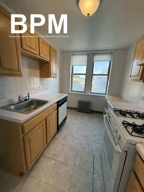Photos of apartment on Colborne Rd.,Boston MA 02135