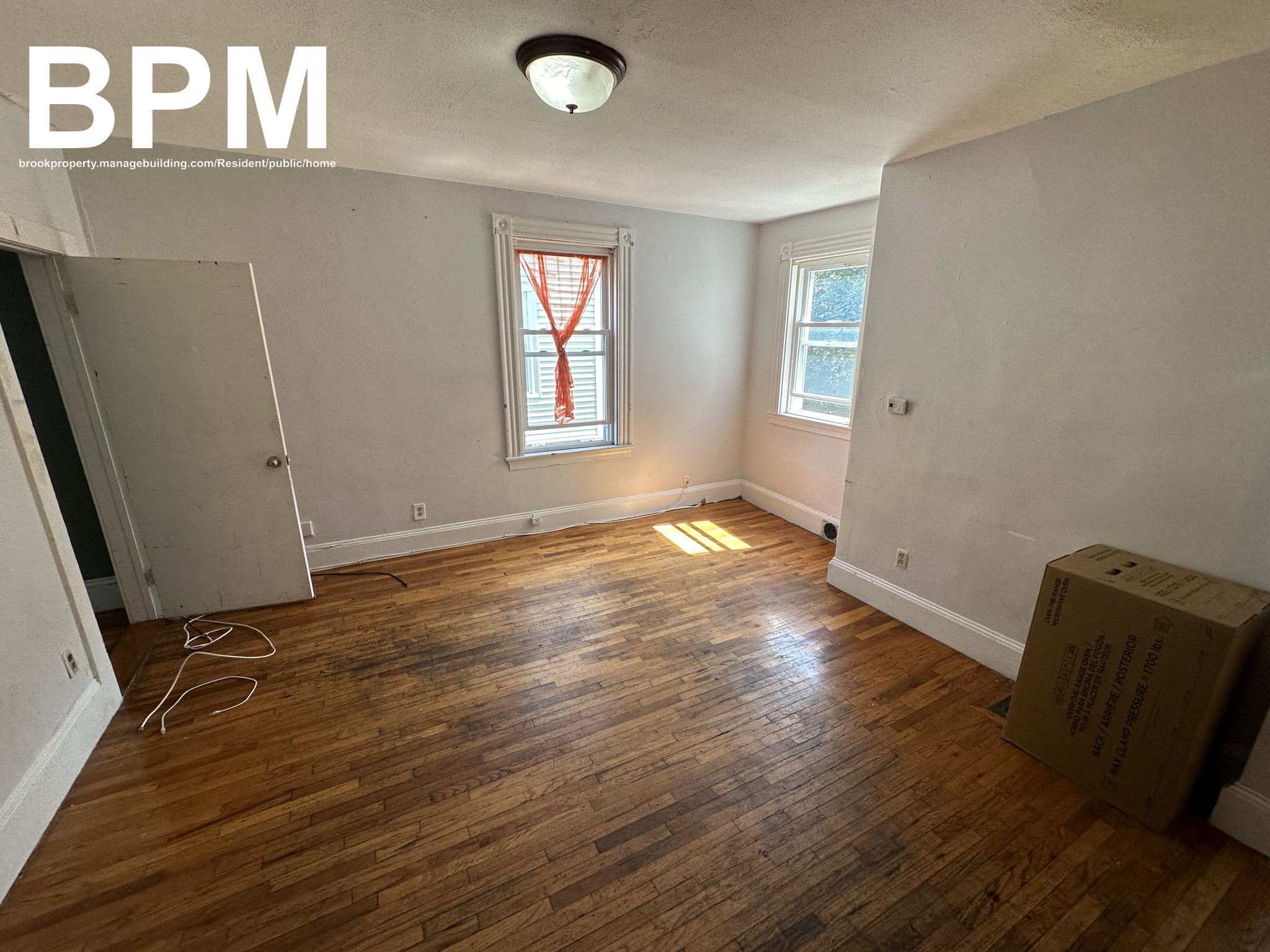 Photos of apartment on Pratt St.,Boston MA 02134