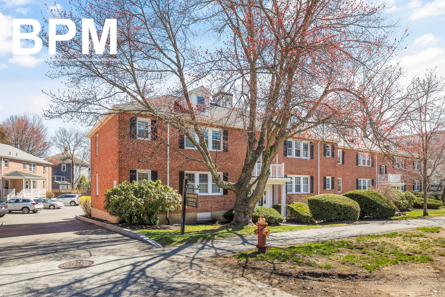 Photos of apartment on Hammond Pond Pkwy.,Newton MA 02467