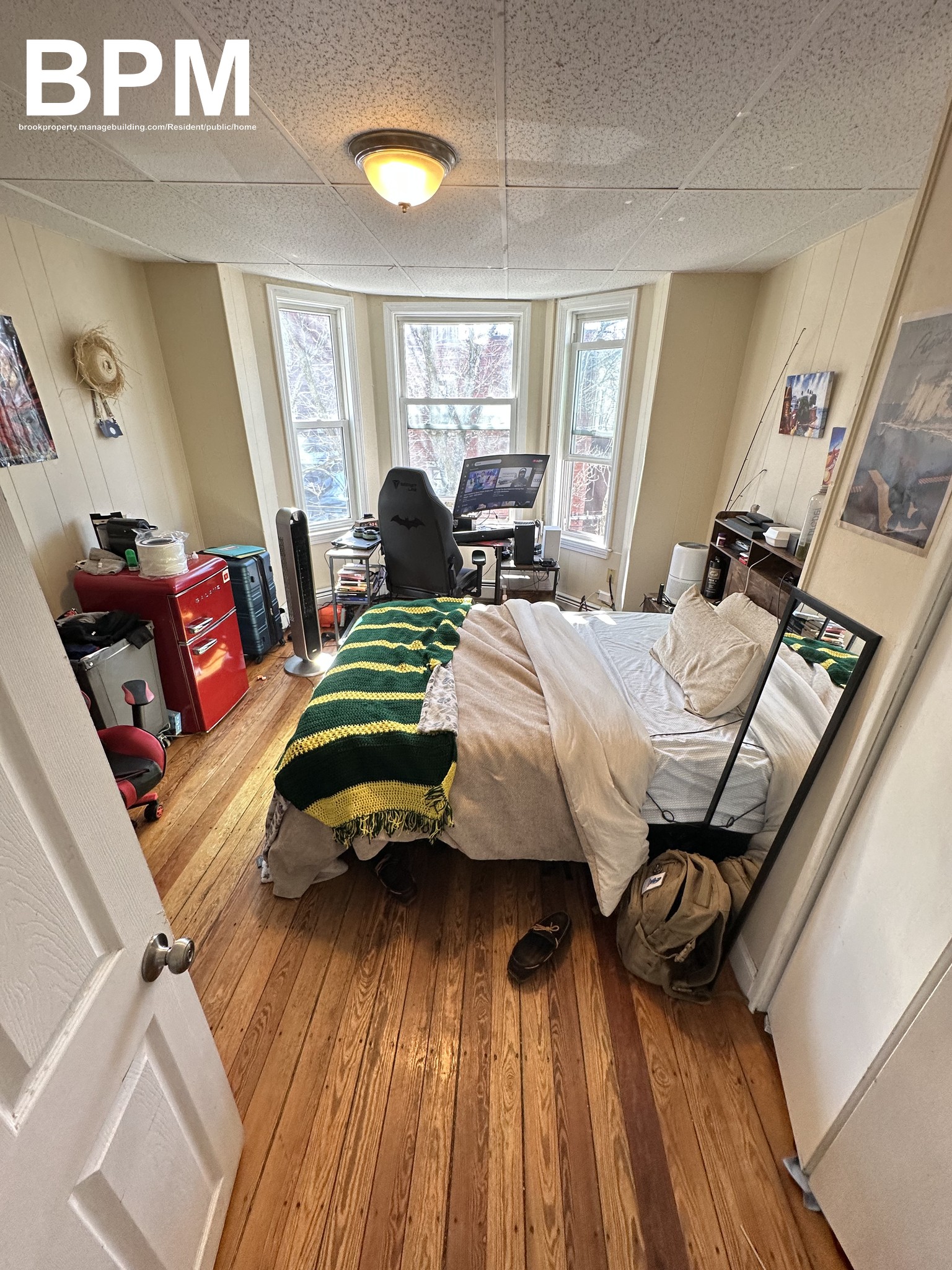 Photos of apartment on Everett St.,Boston MA 02128