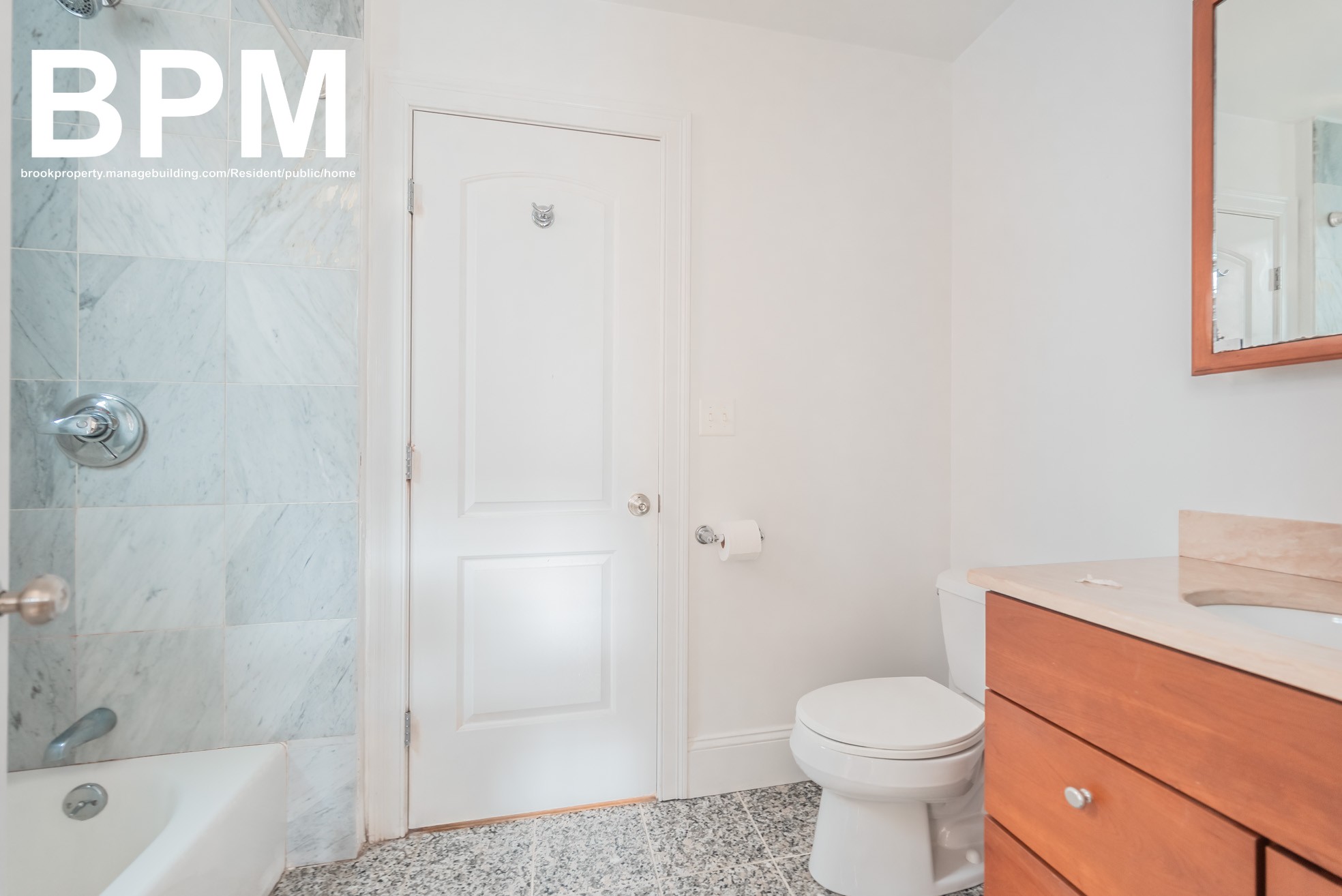 Photo 4 of 34 Worthington St. Unit 2