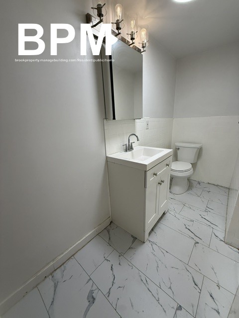 Photos of apartment on Brown St.,Waltham MA 02453