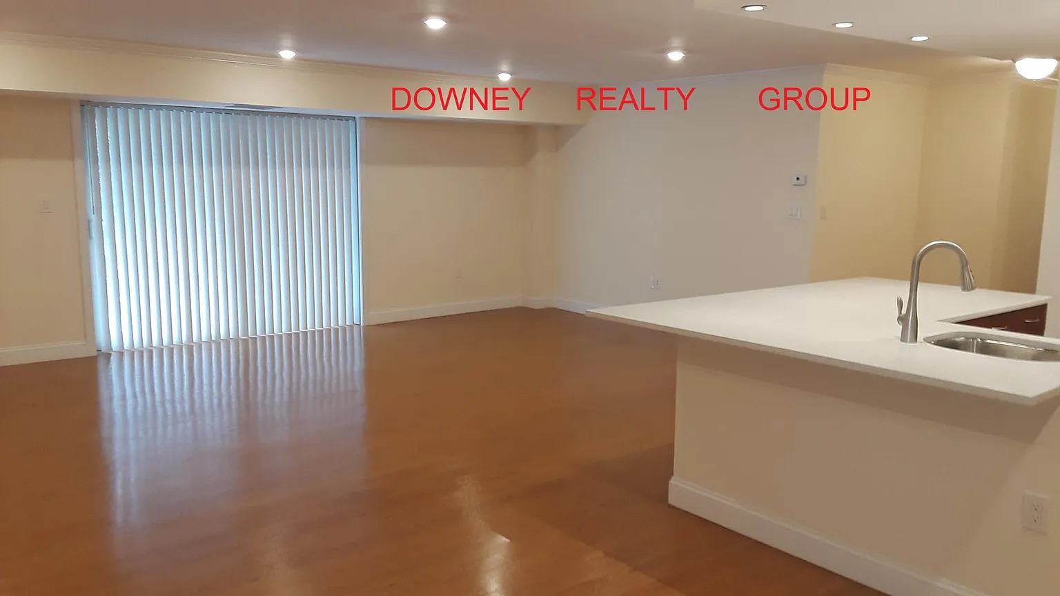 14 Temple St, Framingham