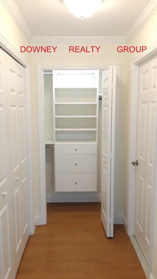 14 Temple St, Framingham