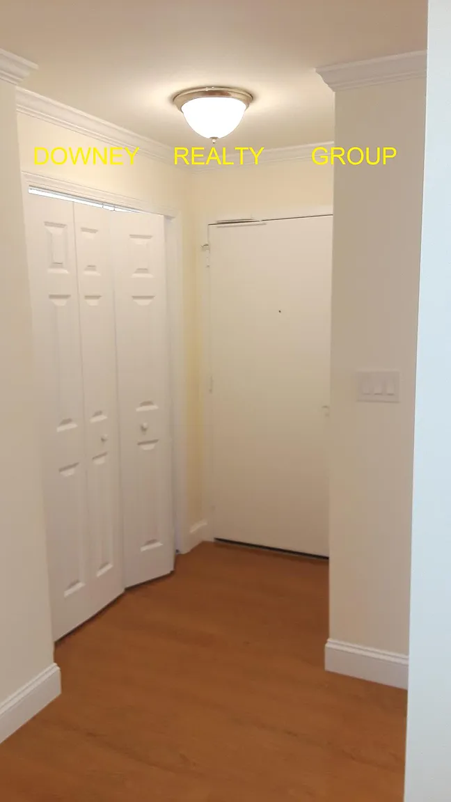 14 Temple St, Framingham