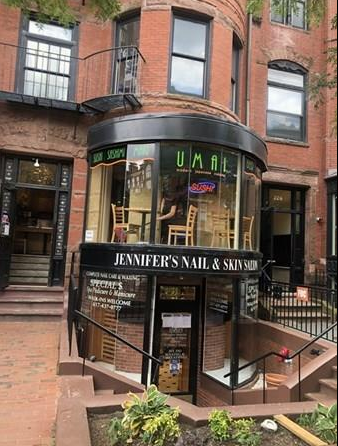 224 Newbury St, Back Bay