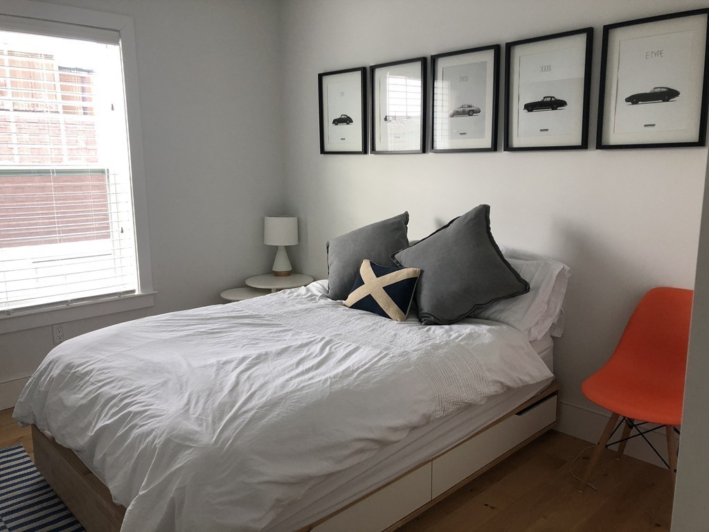 30 Polk, Charlestown