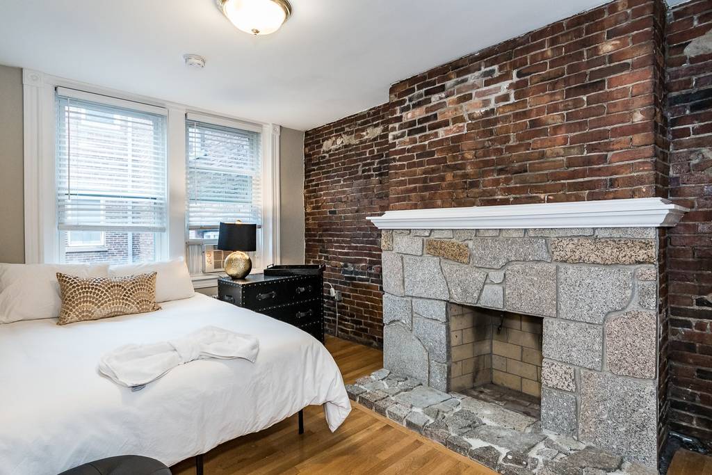 2 bed, 1 bath apartment for rent at 41 Grove St Unit 4, Beacon Hill — photo 9 of 10