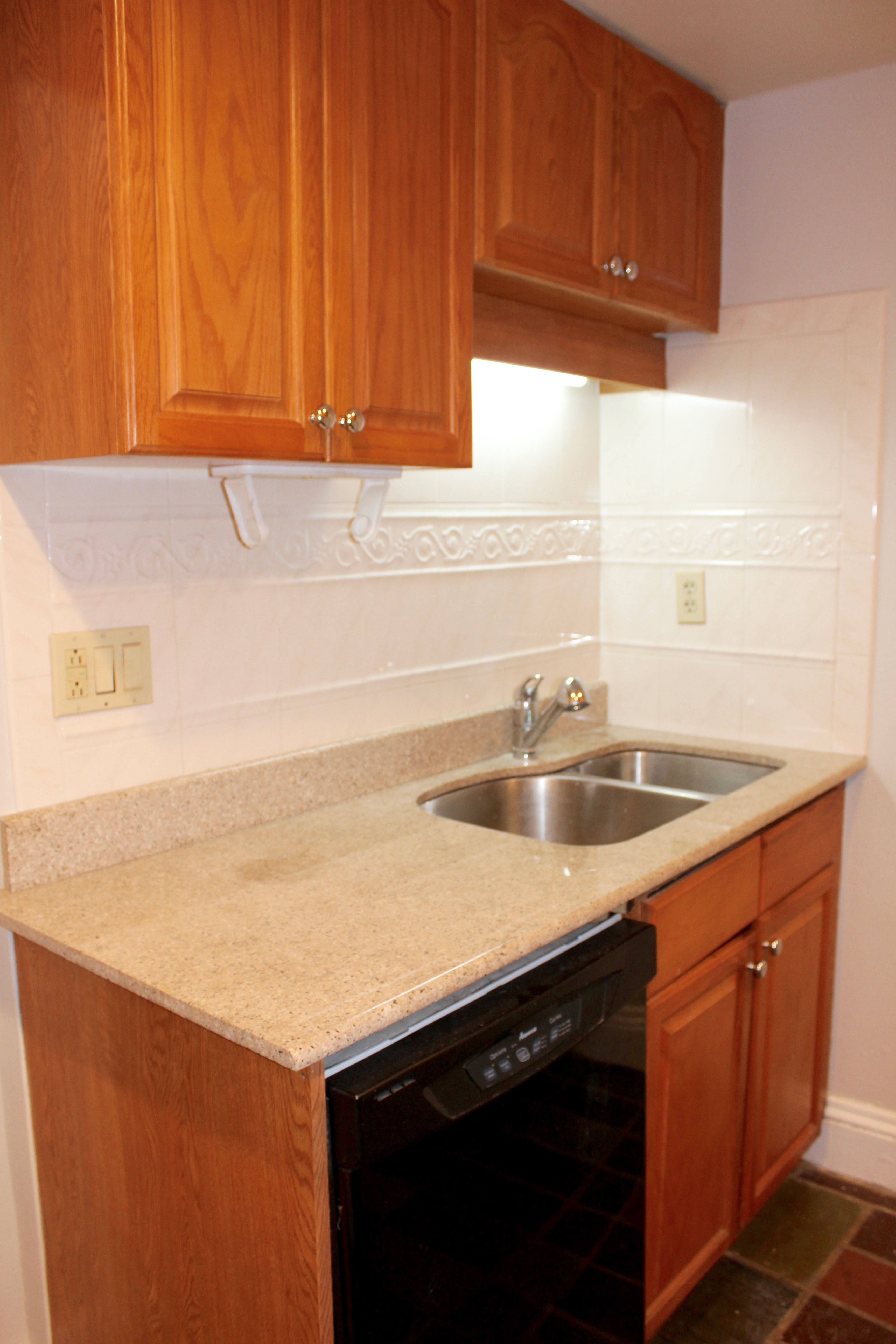 1.5 bed, 1 bath apartment for rent at 239 Commonwealth Ave Unit 10, Back Bay — photo 4 of 10