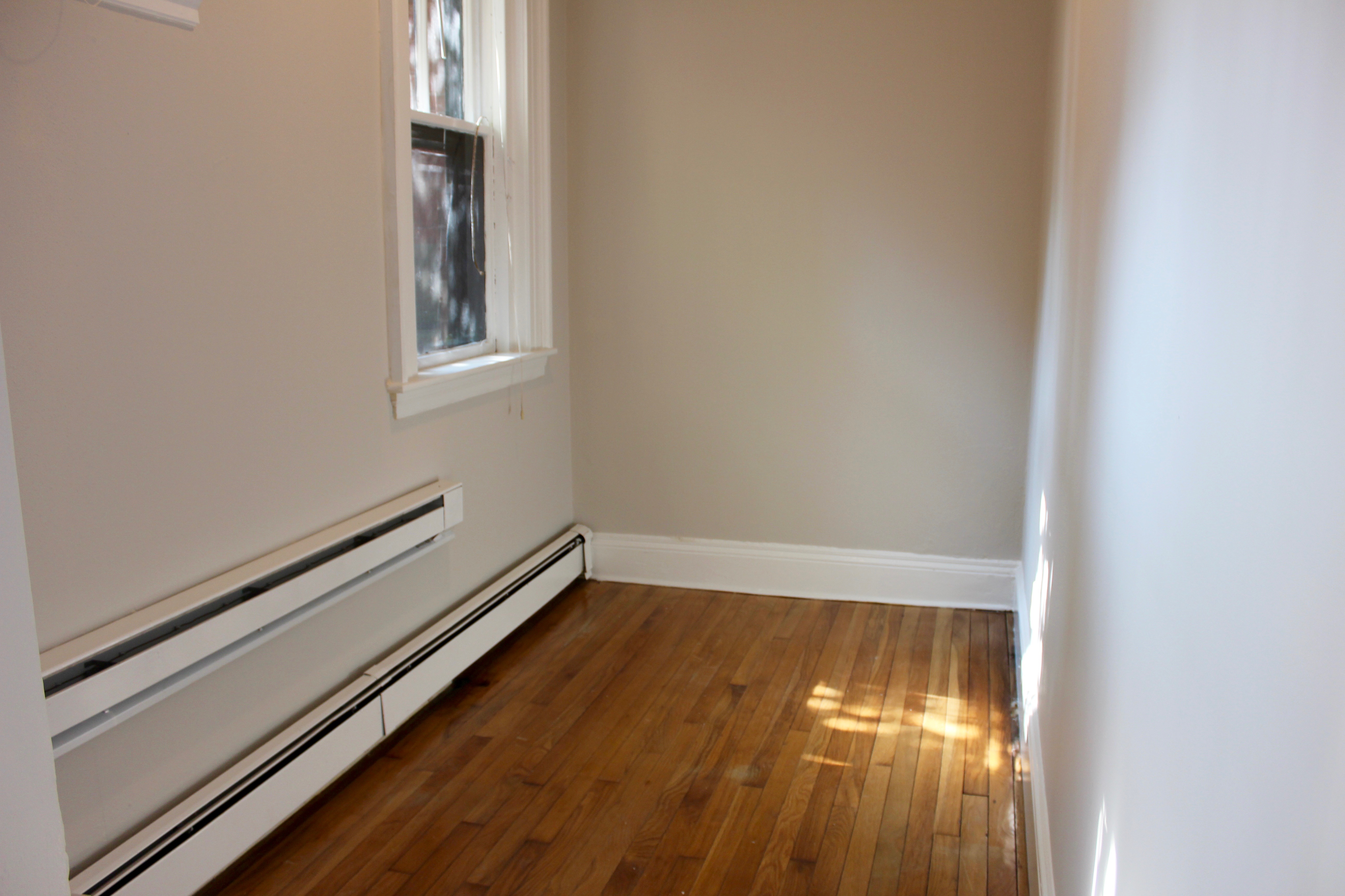 1.5 bed, 1 bath apartment for rent at 239 Commonwealth Ave Unit 10, Back Bay — photo 8 of 10