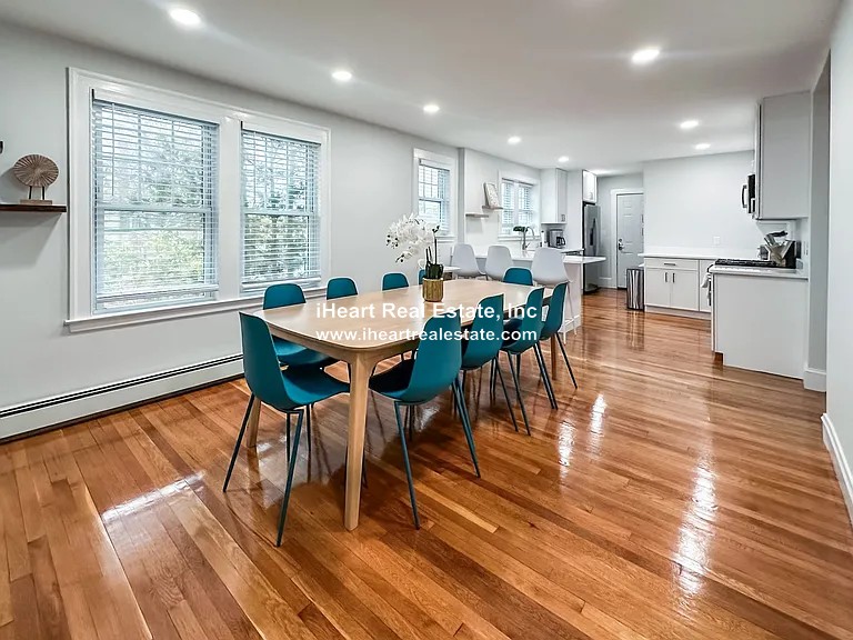 Photos of apartment on Saint James Cir.,Newton MA 02458