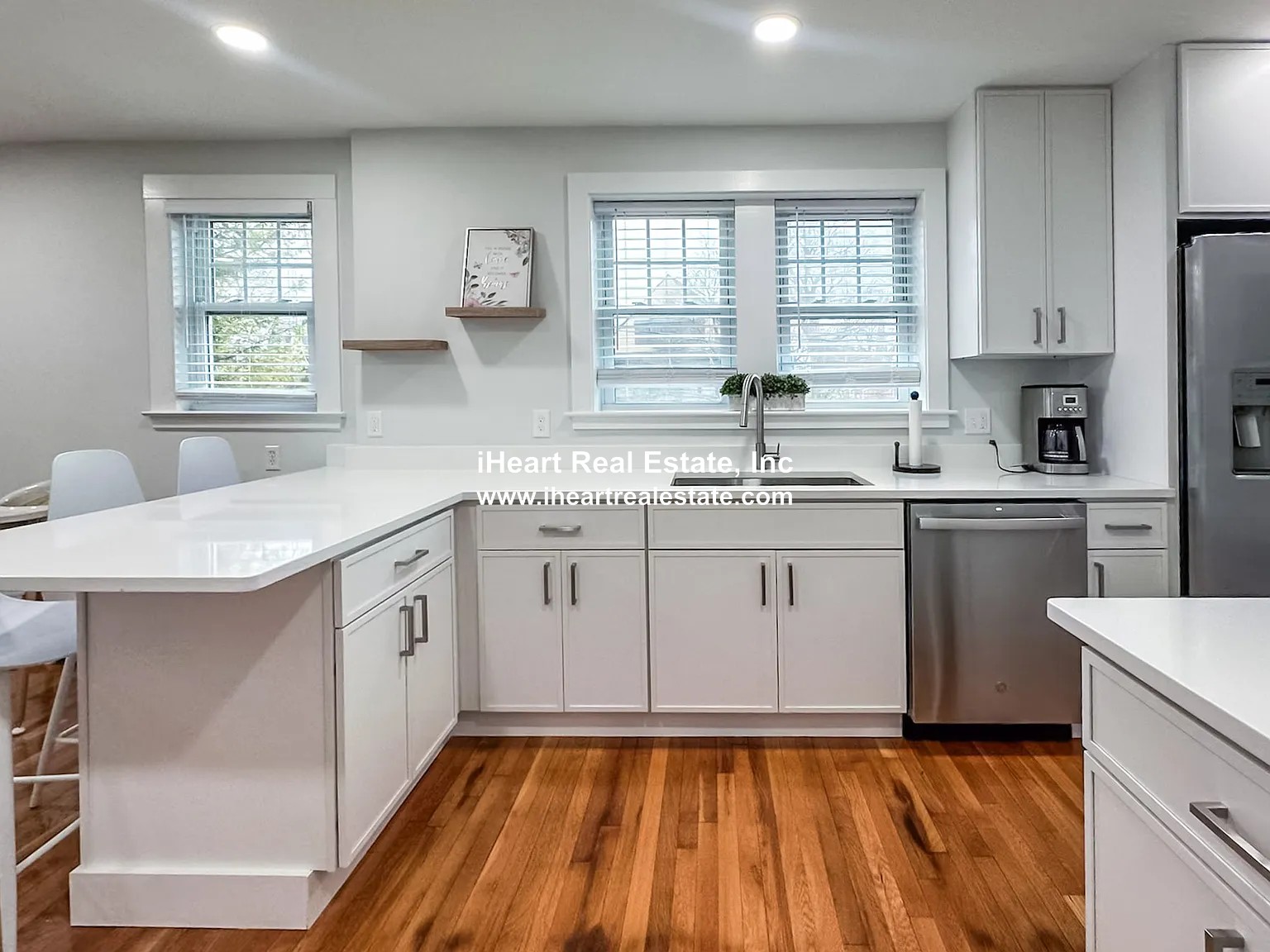 Photos of apartment on Saint James Cir.,Newton MA 02458