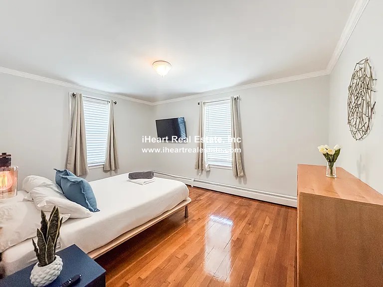 Photos of apartment on Saint James Cir.,Newton MA 02458