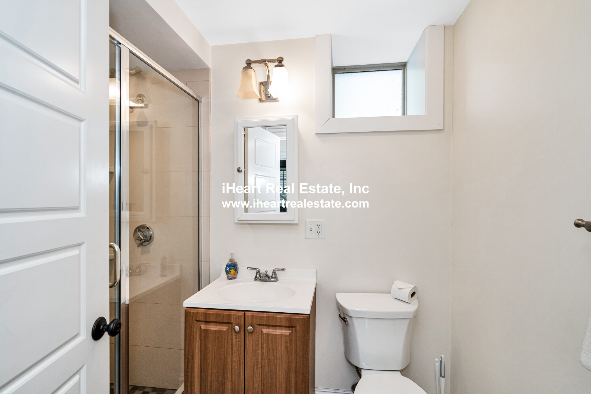 29 Commonwealth Ter, Brighton