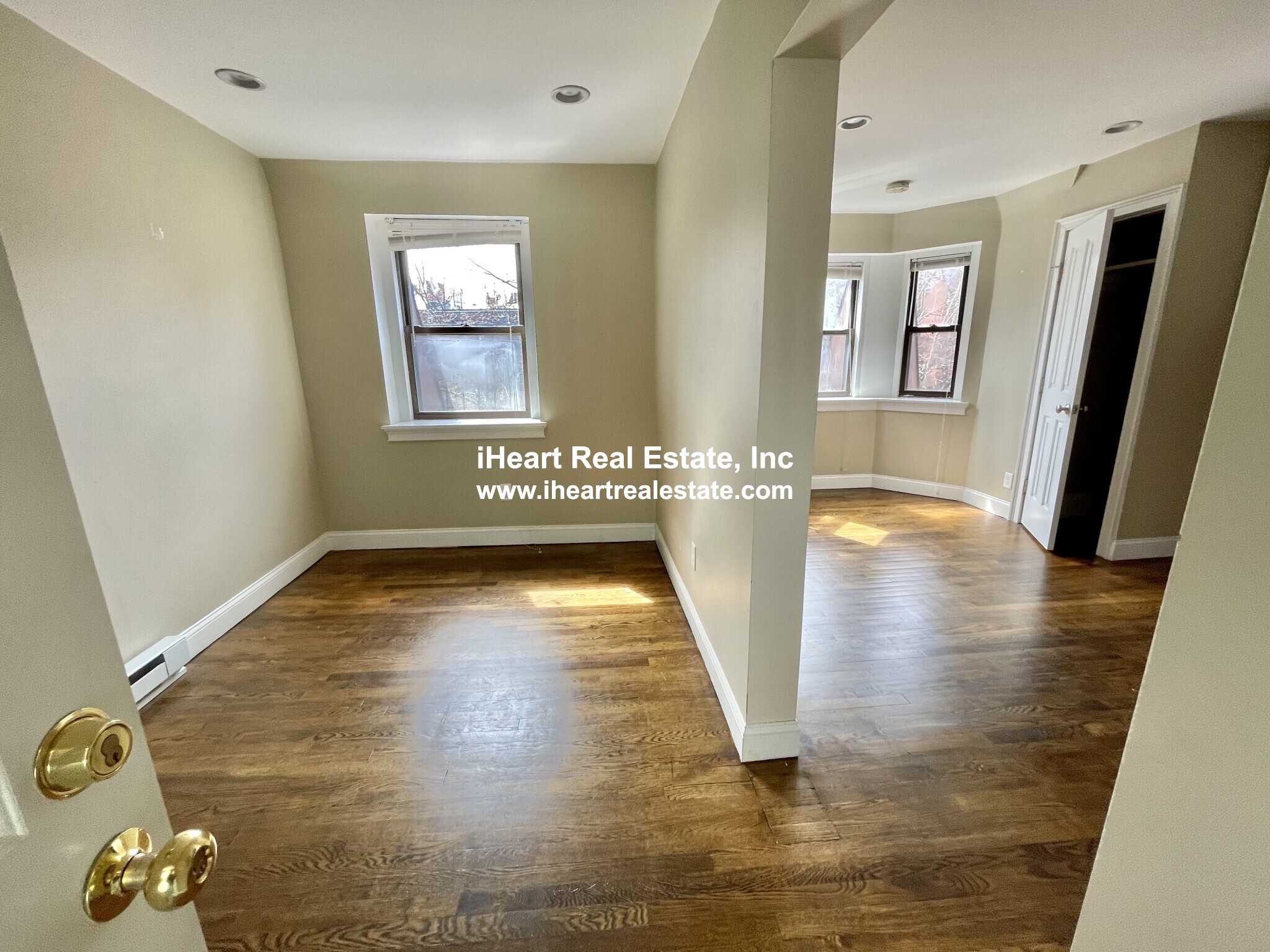 57 Dwight St, South End