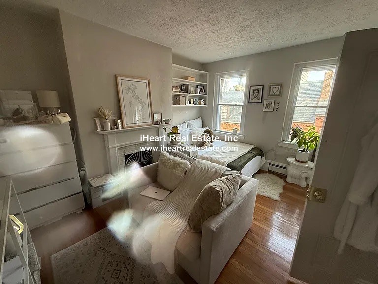 Photos of apartment on South Russell,Boston MA 02114
