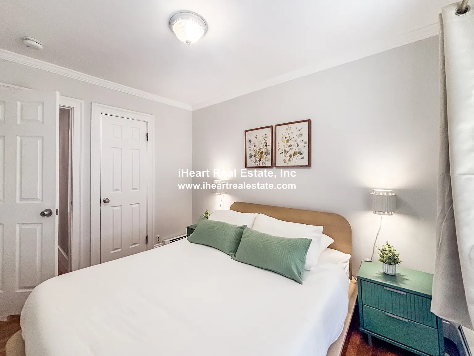 Photos of apartment on Saint James Cir.,Newton MA 02458