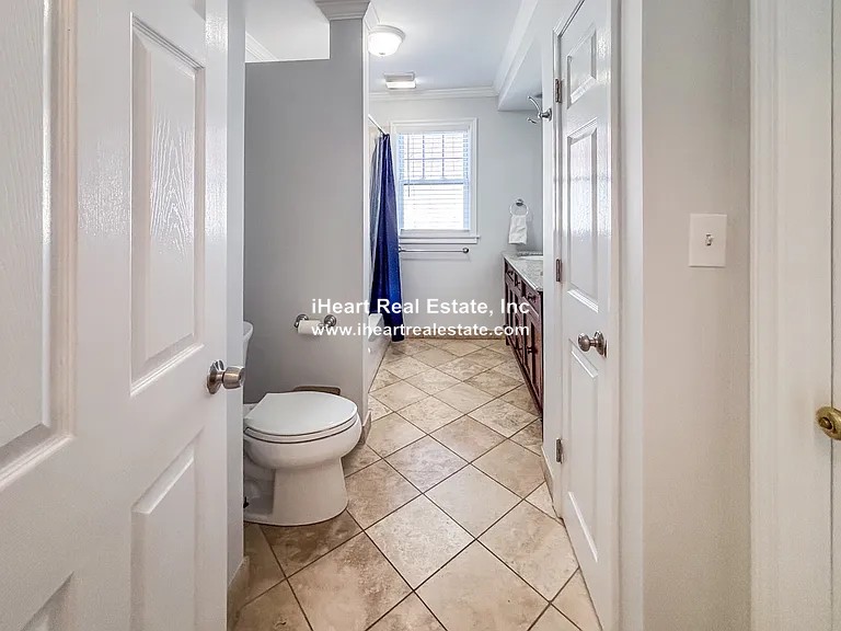 Photos of apartment on Saint James Cir.,Newton MA 02458