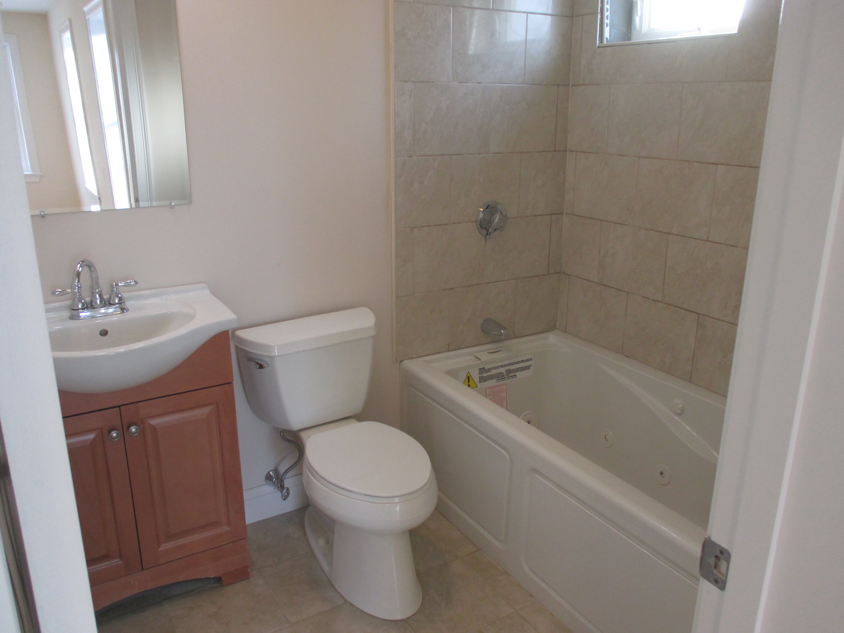 19 Gilman St, East Somerville