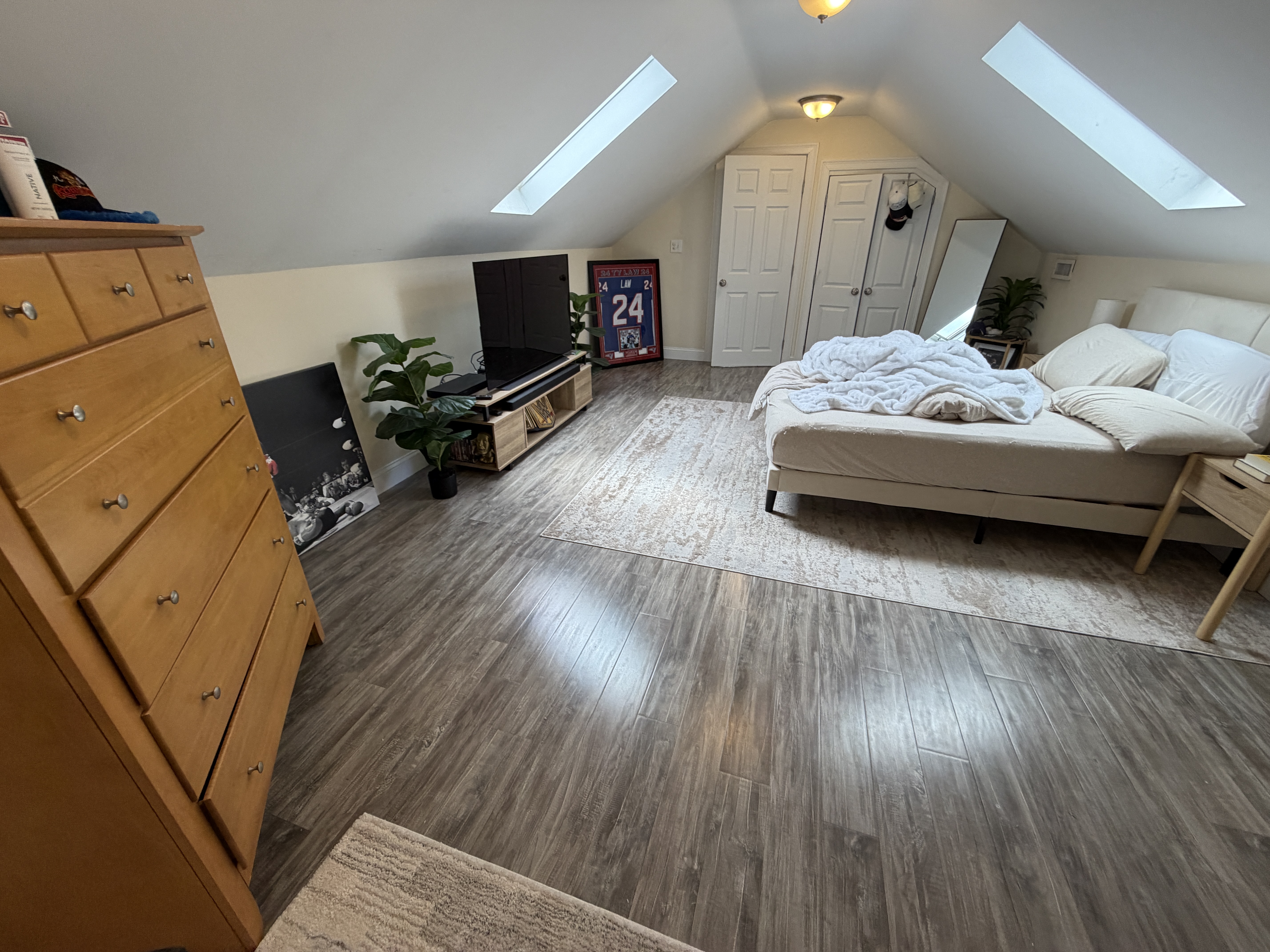 Photos of apartment on Ten Hills,Somerville MA 02145