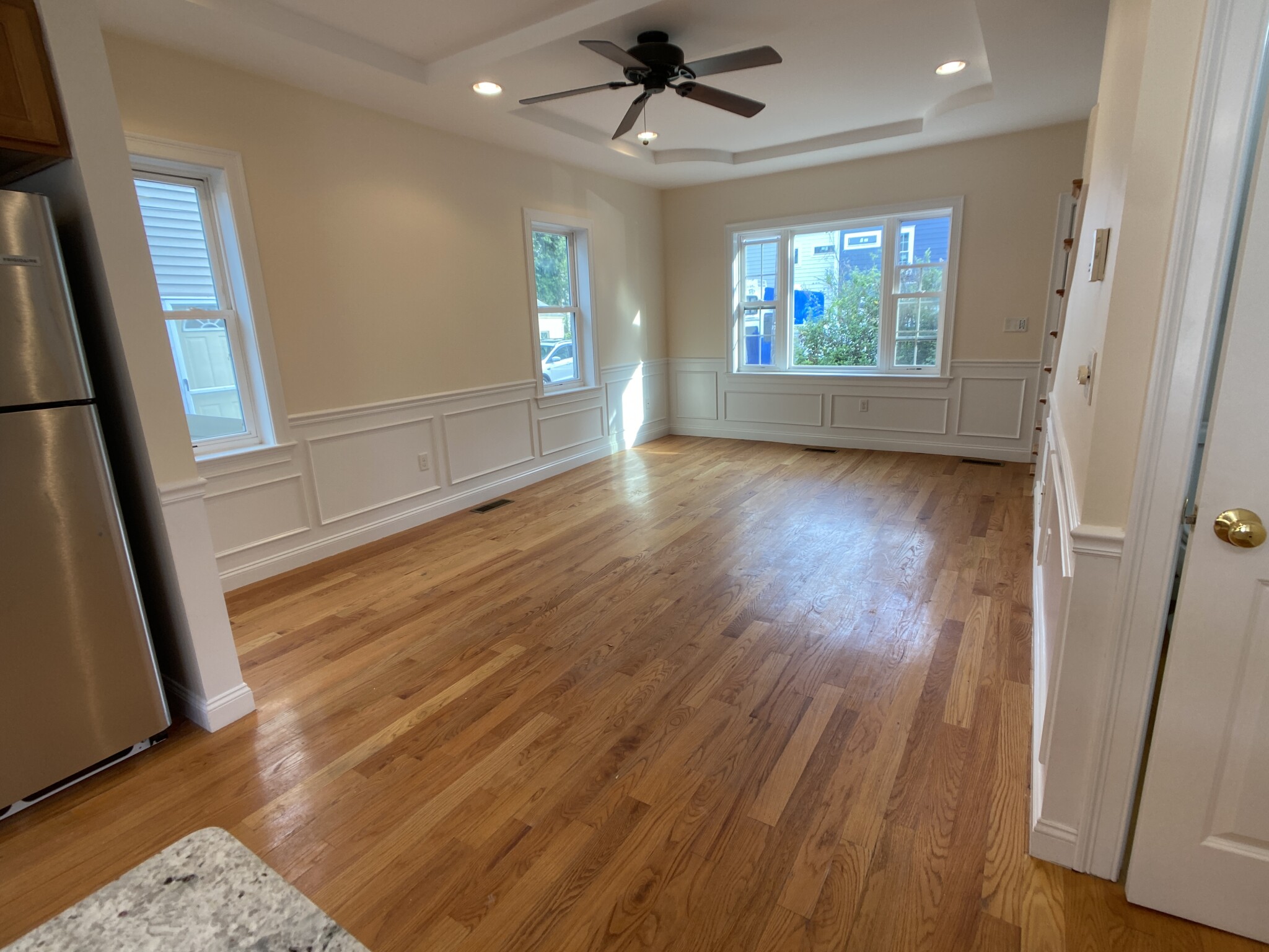 9 Winthrop Ct, Medford