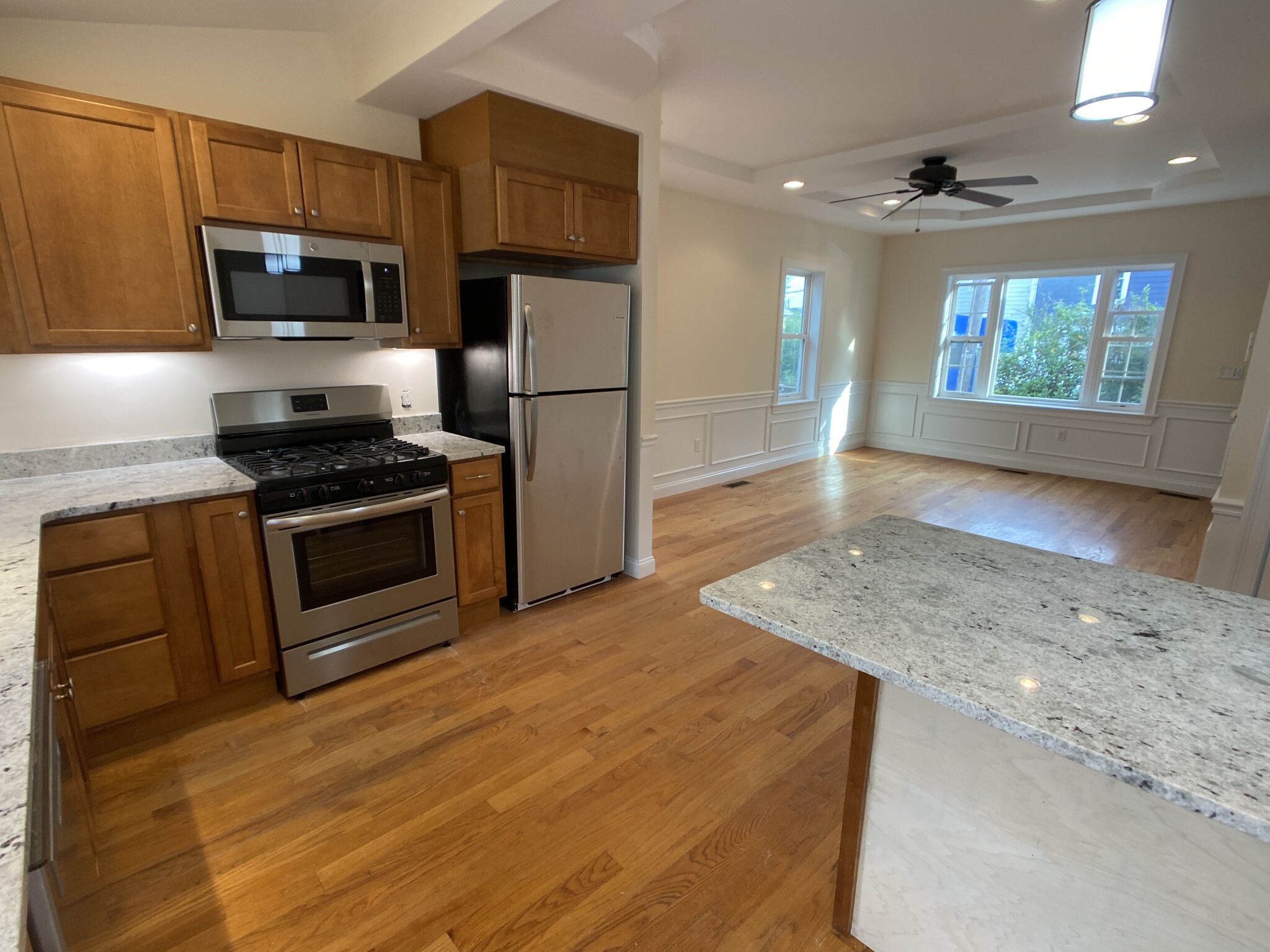 9 Winthrop Ct, Medford