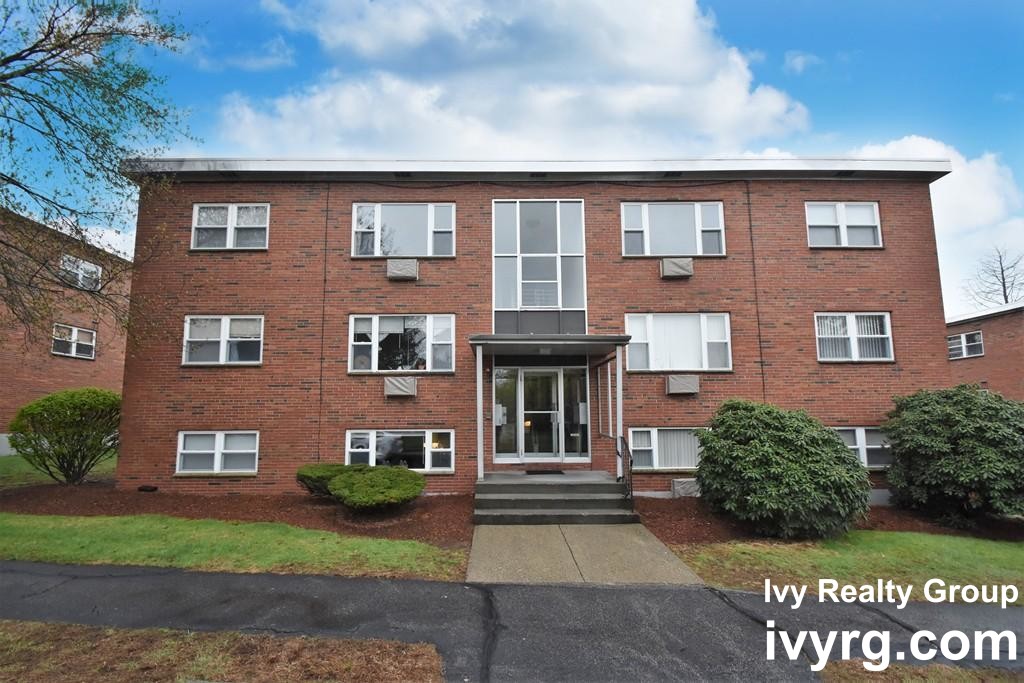 2 bed, 1 bath apartment for rent at 1105 Lexington St Unit 7-3, Waltham — photo 12 of 12