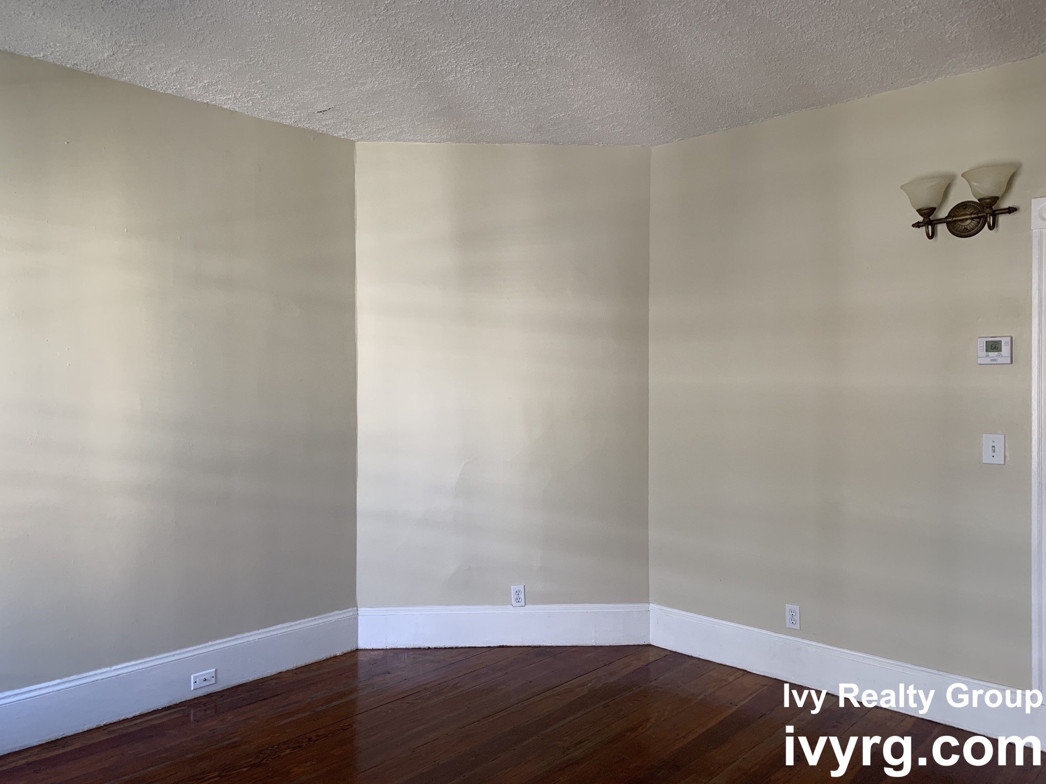13 Linley Ter, South Boston