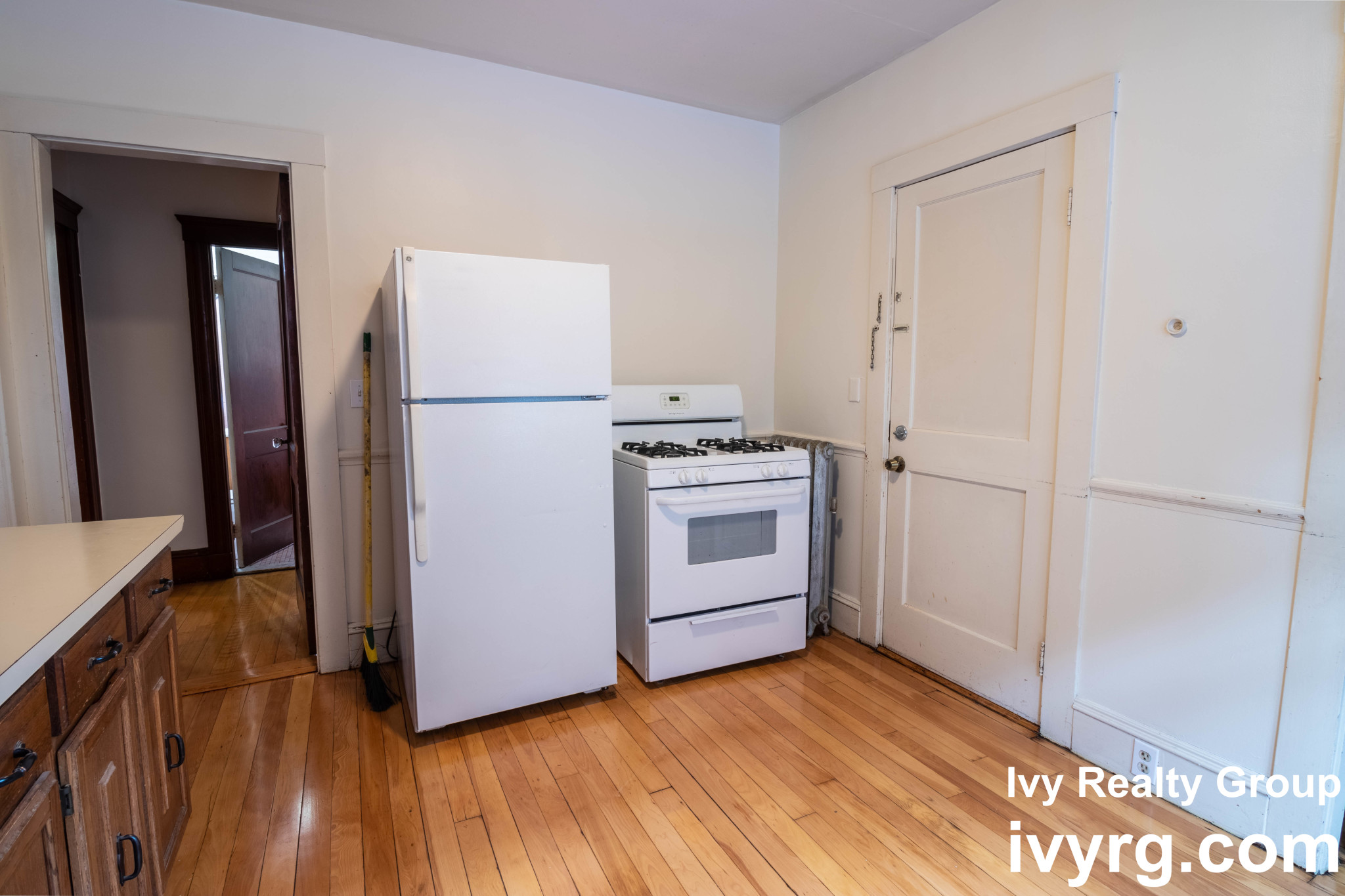Photos of apartment on Commonwealth Rd.,Watertown MA 02472