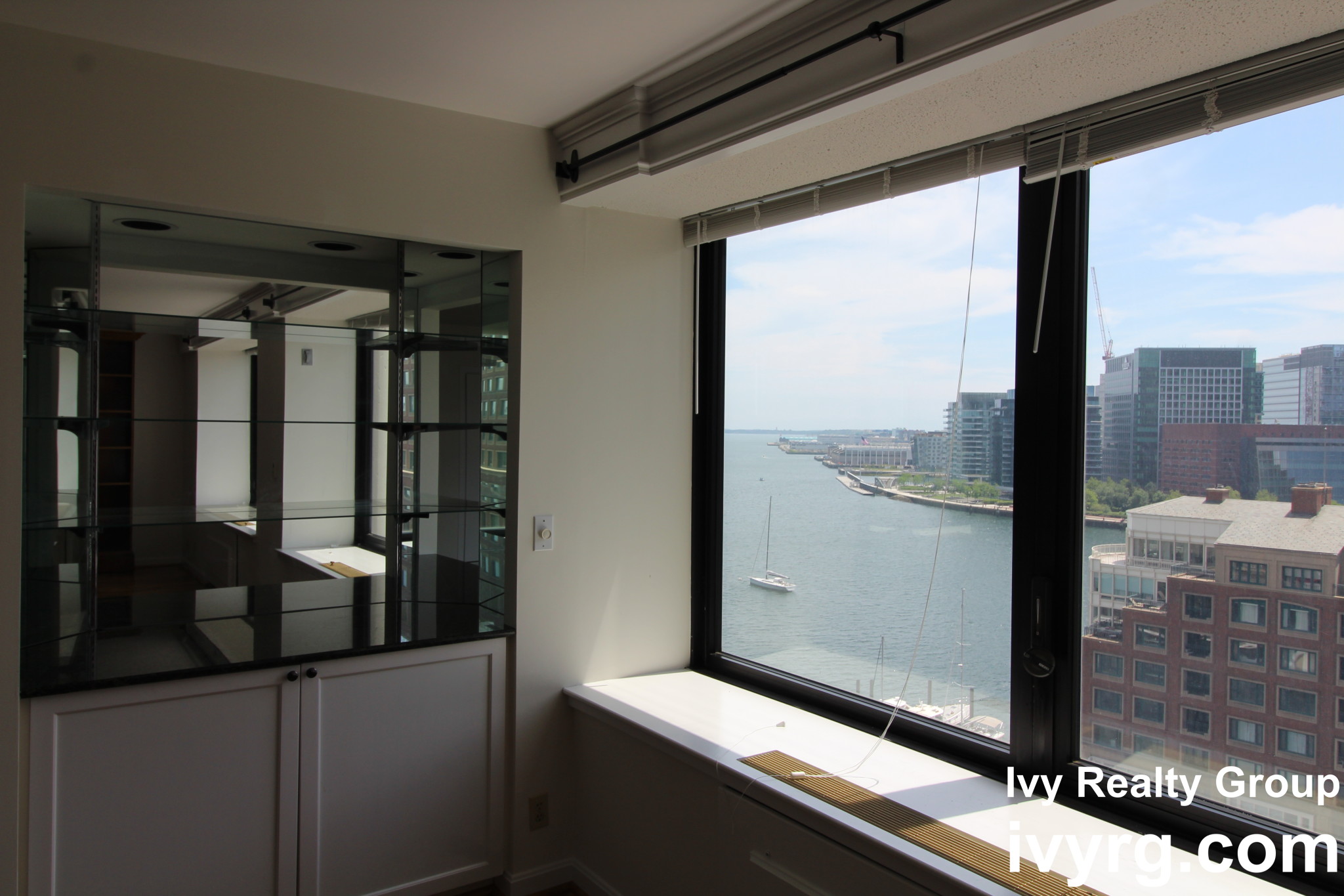 Photos of apartment on Commercial Wharf West,Boston MA 02110