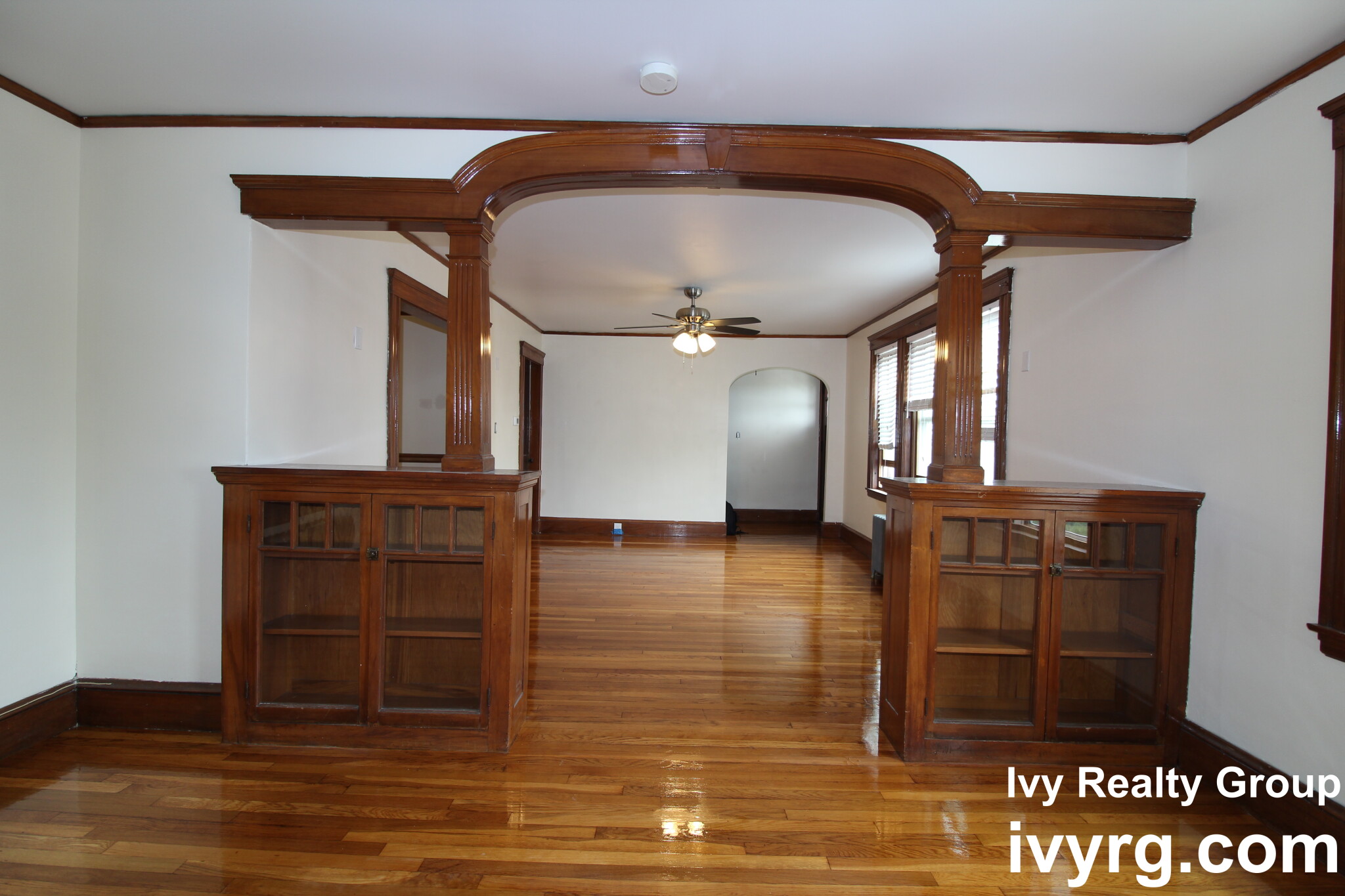 Photos of apartment on Edgecliff Rd.,Watertown MA 02472