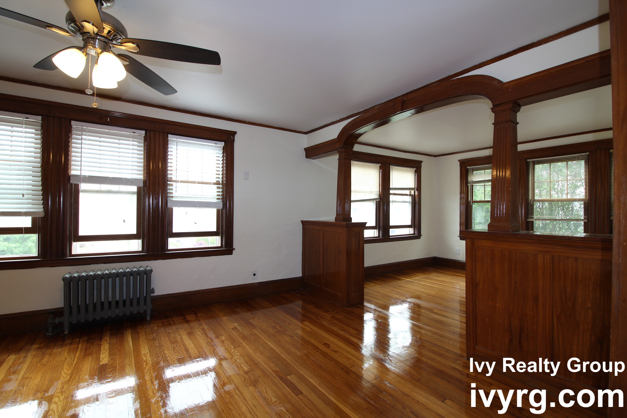 Photos of apartment on Edgecliff Rd.,Watertown MA 02472