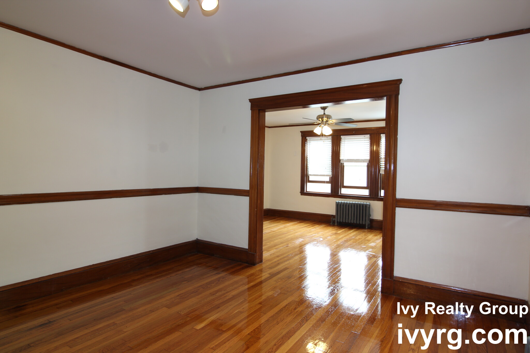 Photos of apartment on Edgecliff Rd.,Watertown MA 02472