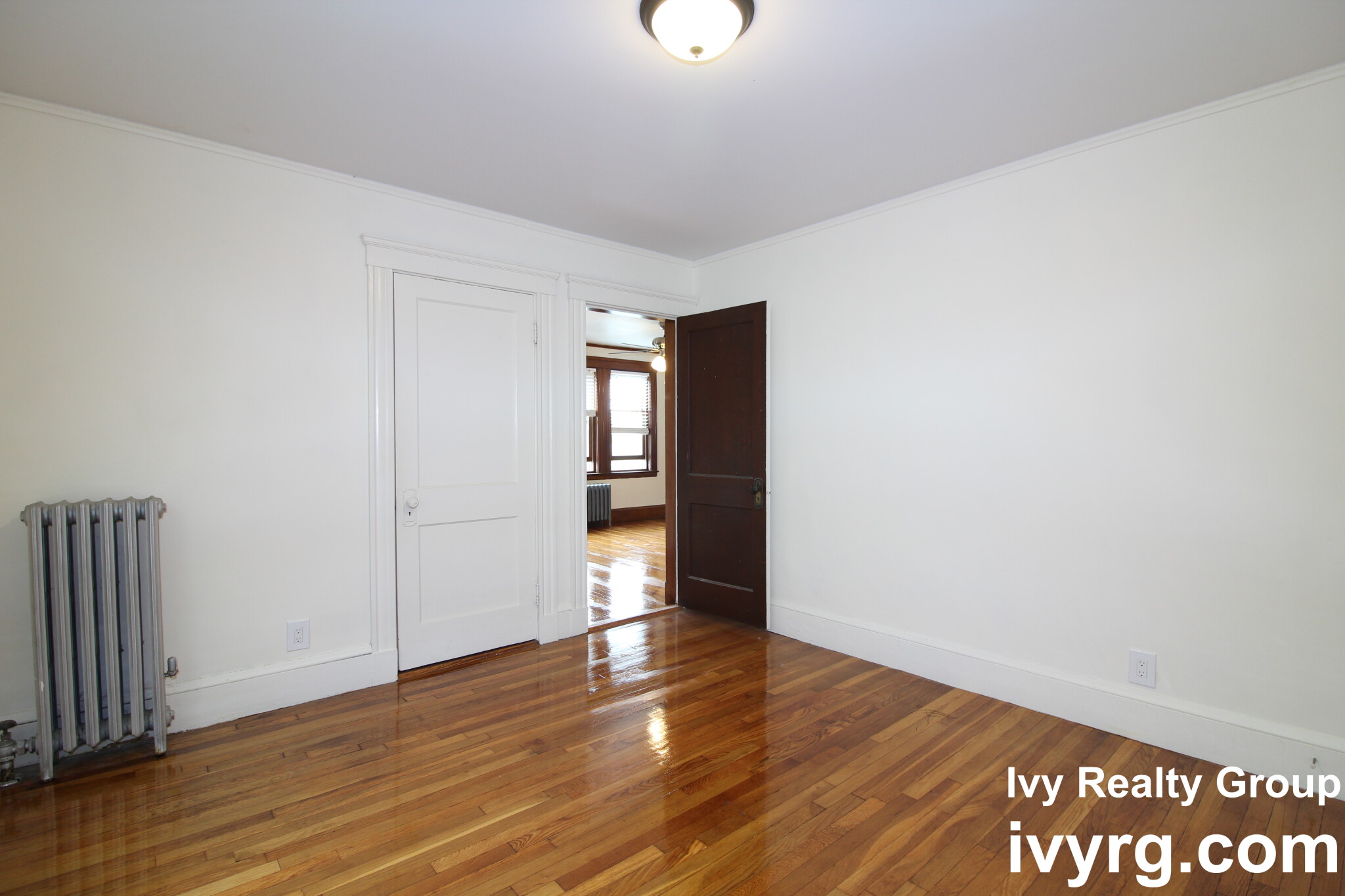 Photos of apartment on Edgecliff Rd.,Watertown MA 02472