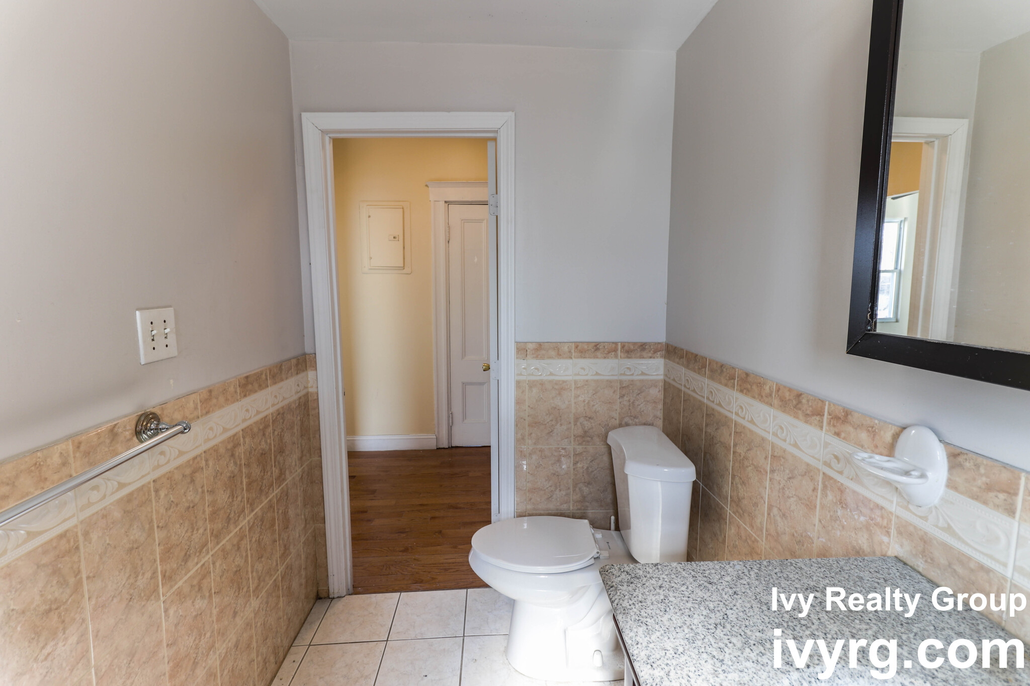 Photos of apartment on Franklin St.,Somerville MA 02145