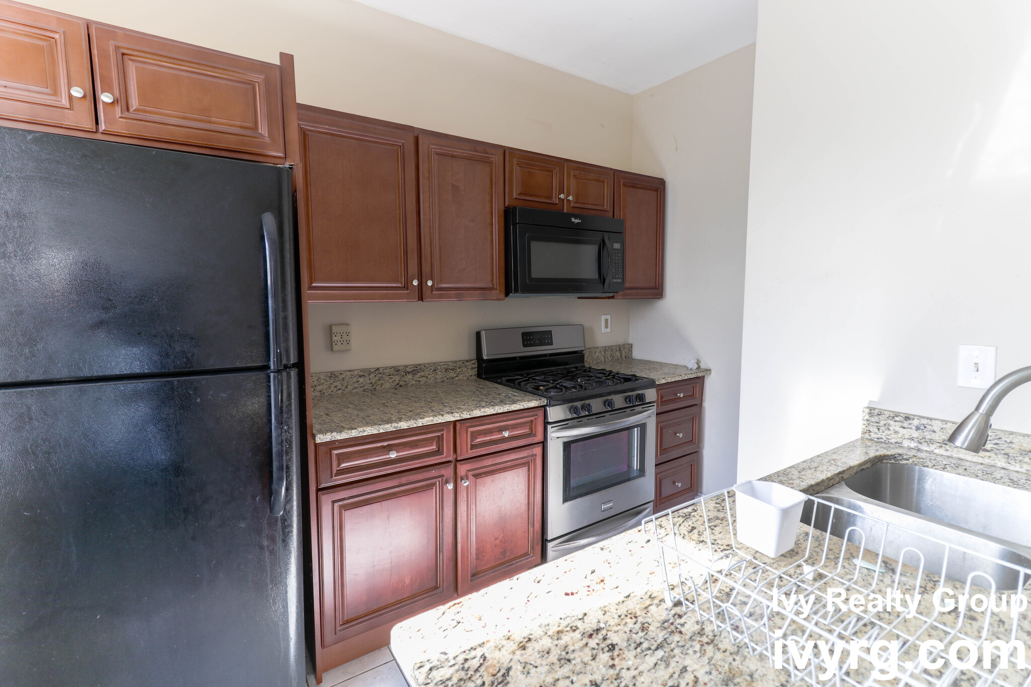 Photos of apartment on Franklin St.,Somerville MA 02145