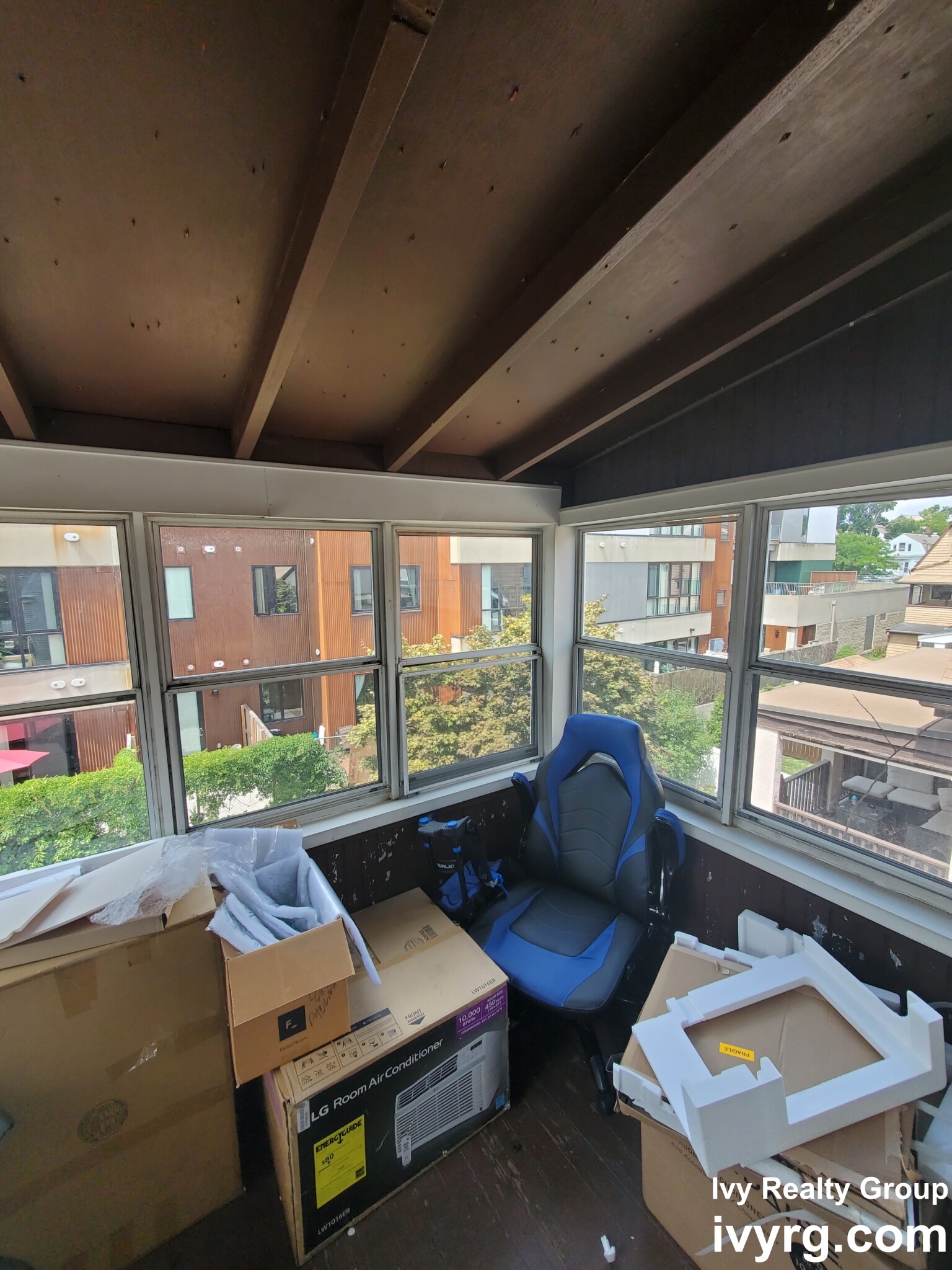 46 Paulina St, Davis Square