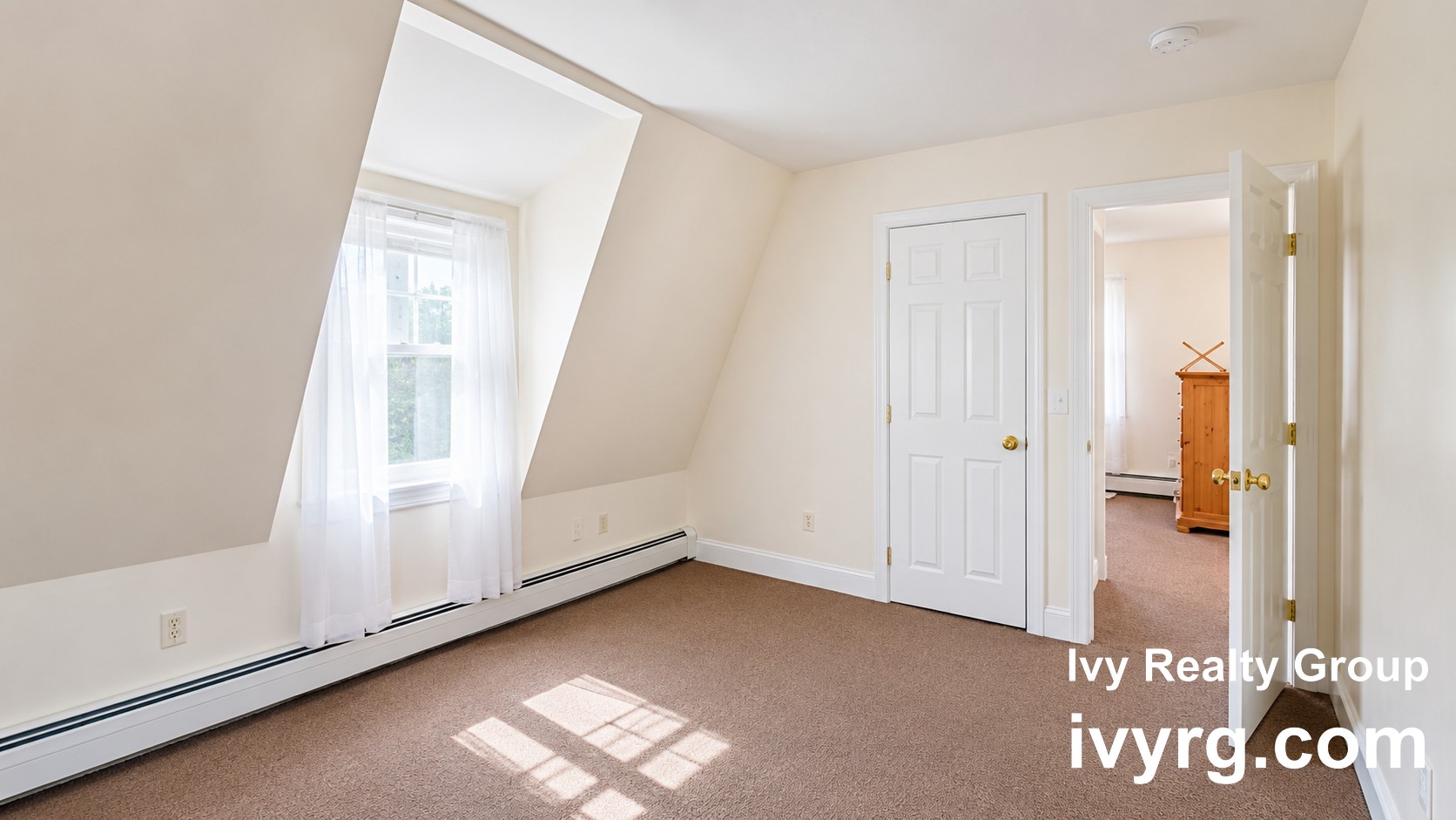 Photos of apartment on Alpine,Somerville MA 02145