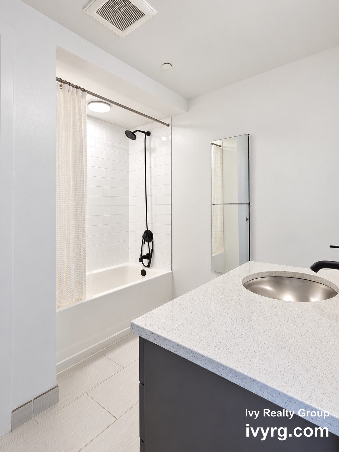 Photos of apartment on Medford St.,Somerville MA 02143