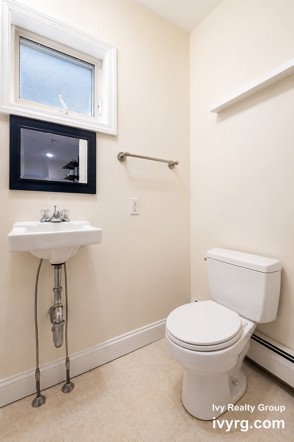 Photos of apartment on Alpine,Somerville MA 02145
