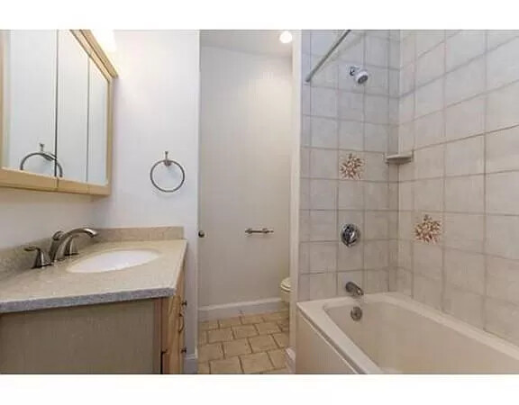 103 Sewall Ave, Coolidge Corner