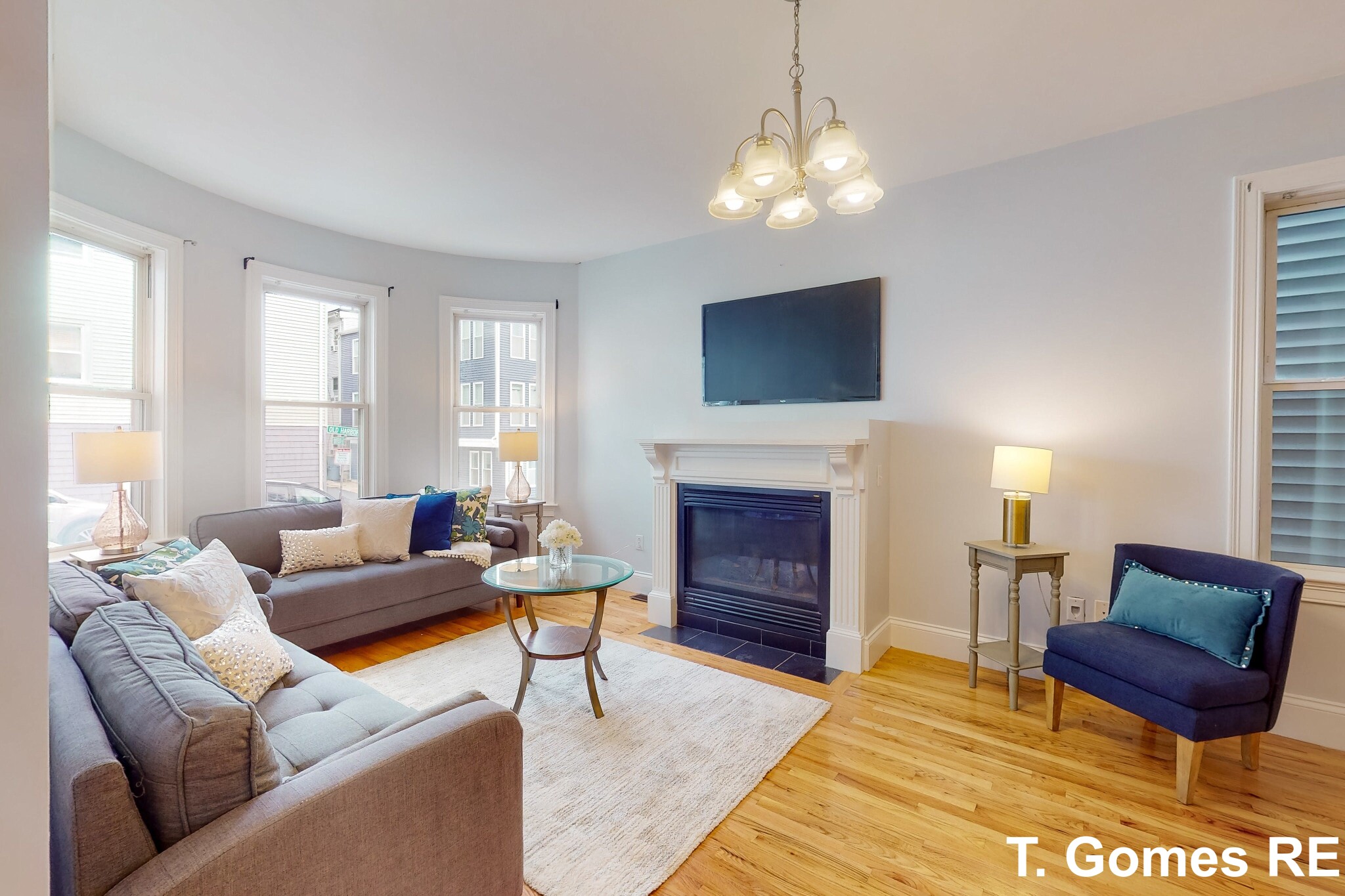 87 Old Harbor St, South Boston