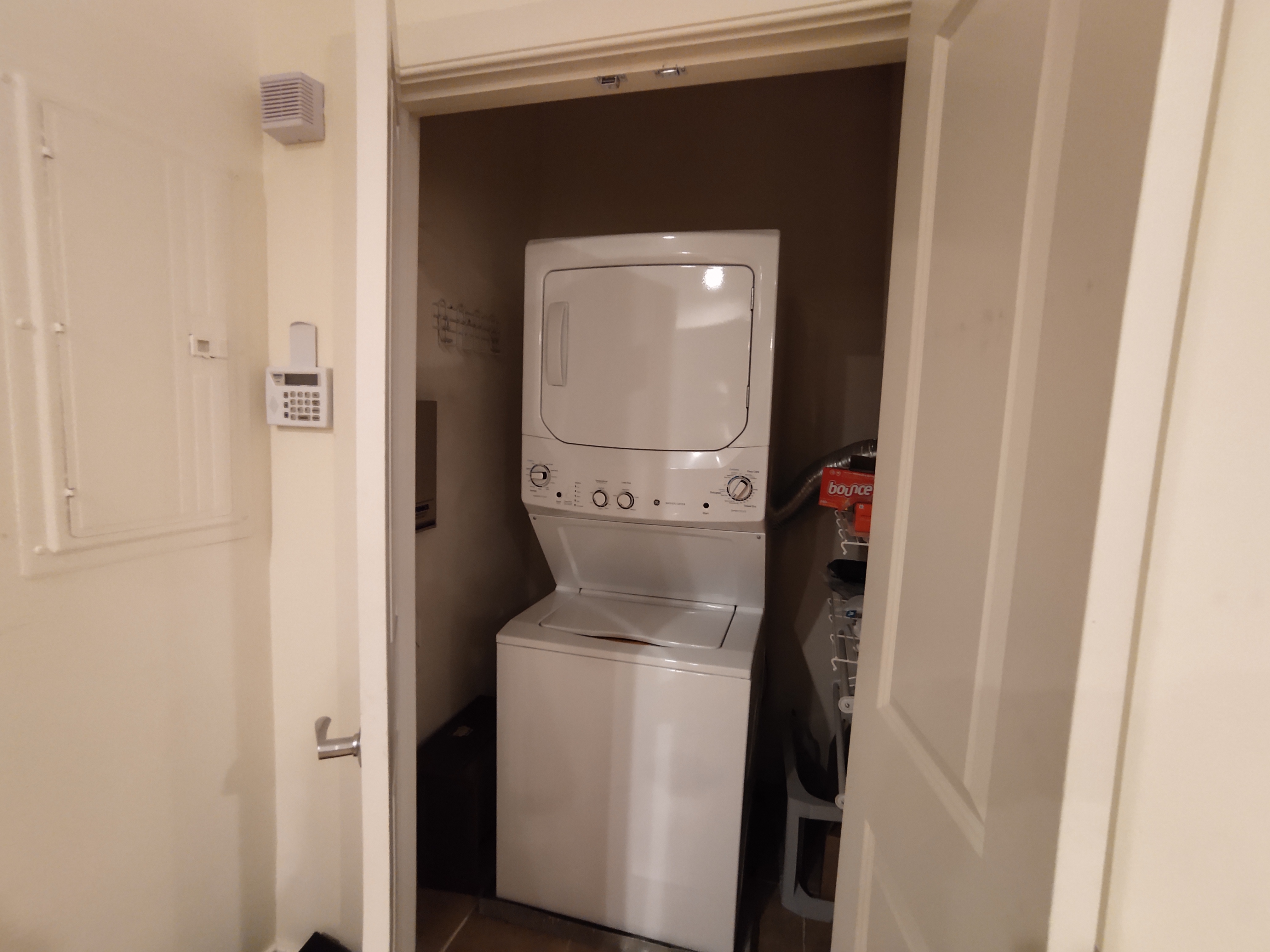 2 bed, 2 bath apartment for rent at 9 Gardner St Unit 4, Allston — photo 10 of 12